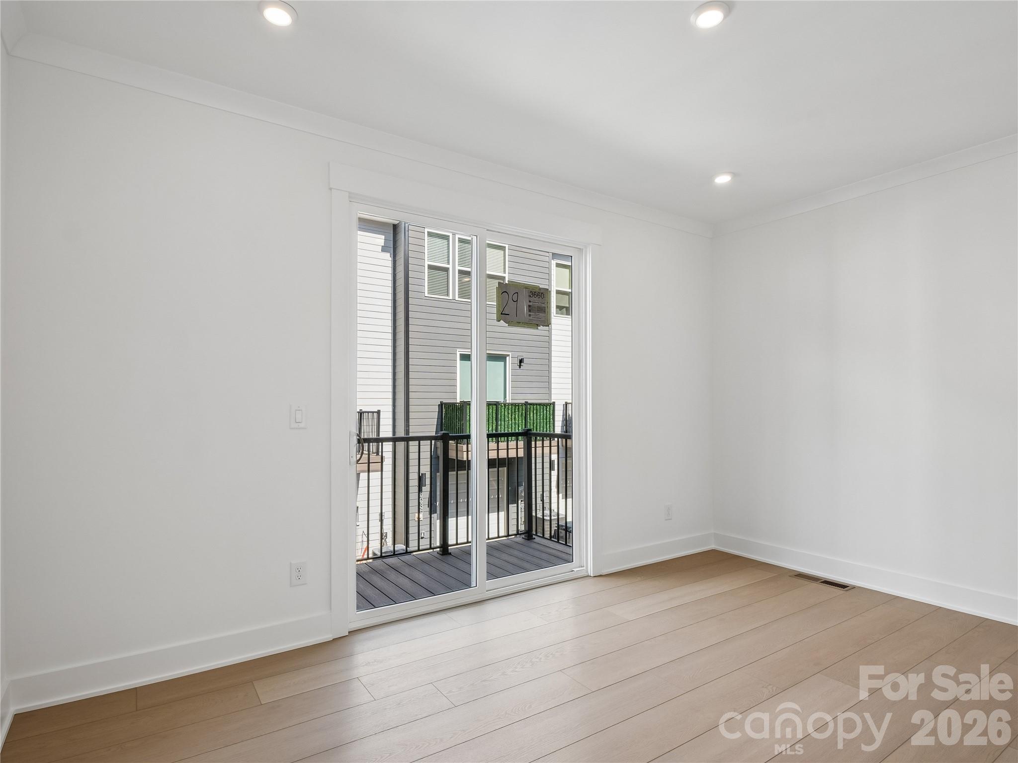 3708 S Tryon Street — Charlotte