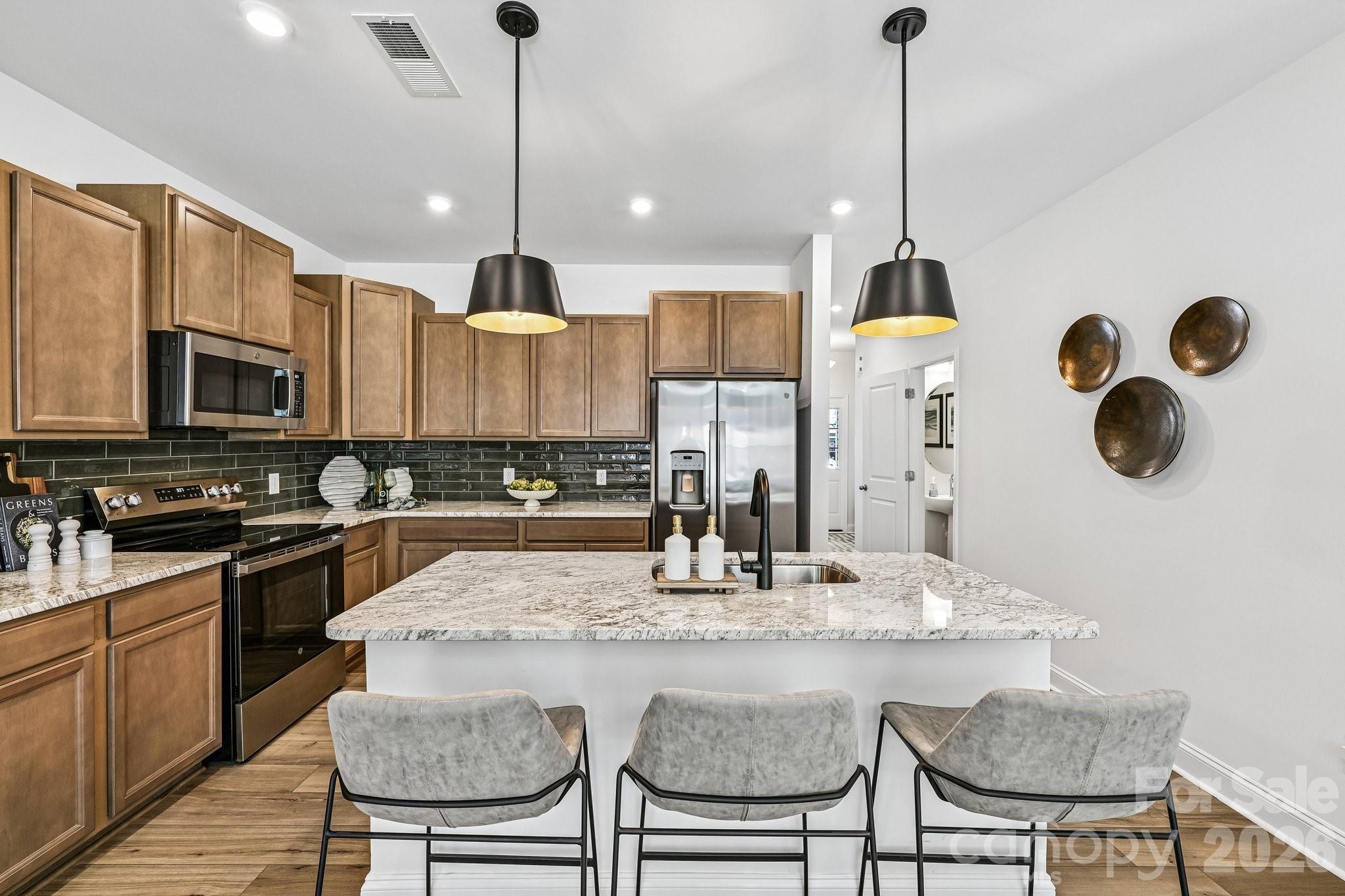 7551 Ethora Way — Charlotte