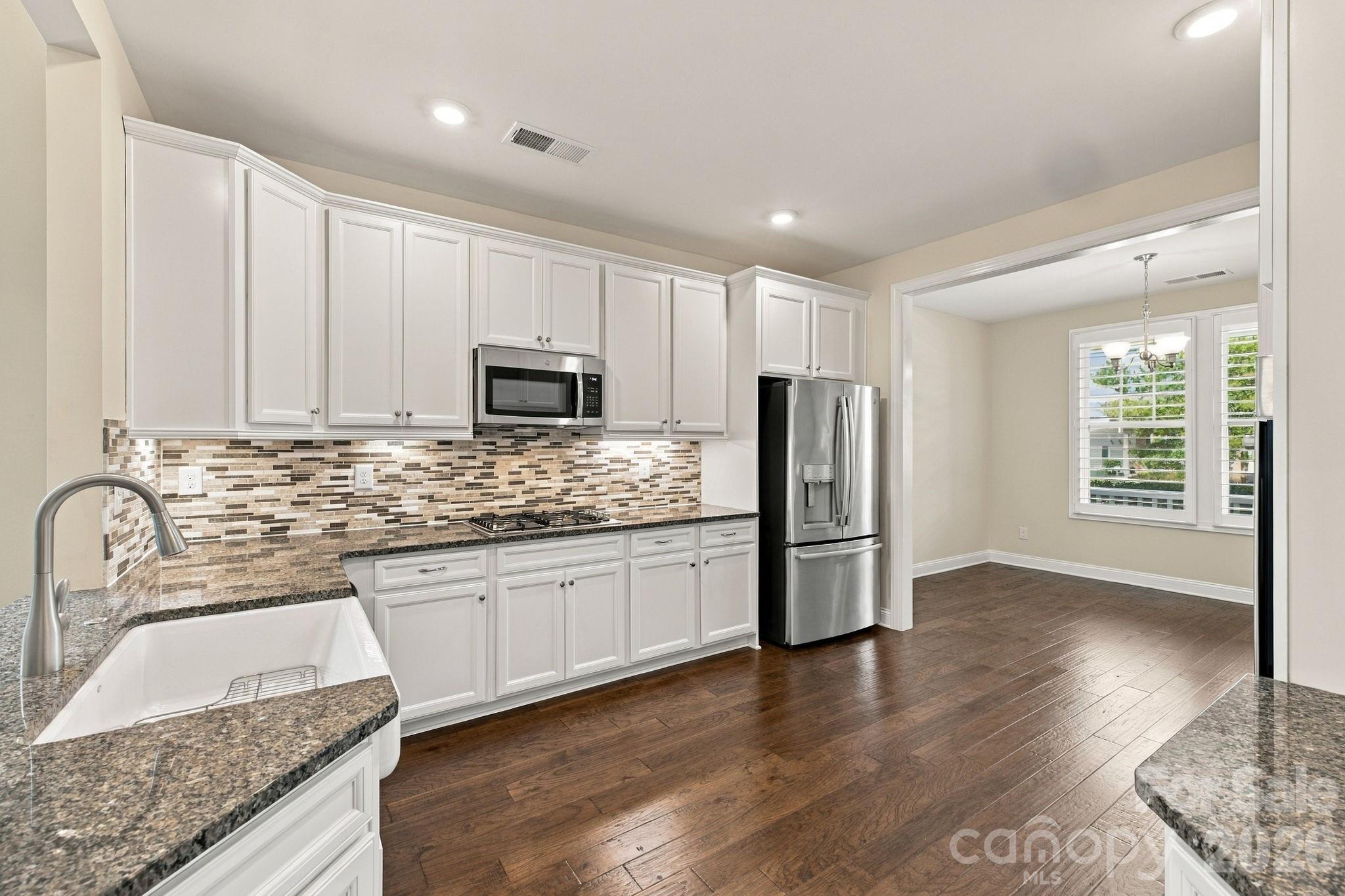 8407 Festival Way — Charlotte