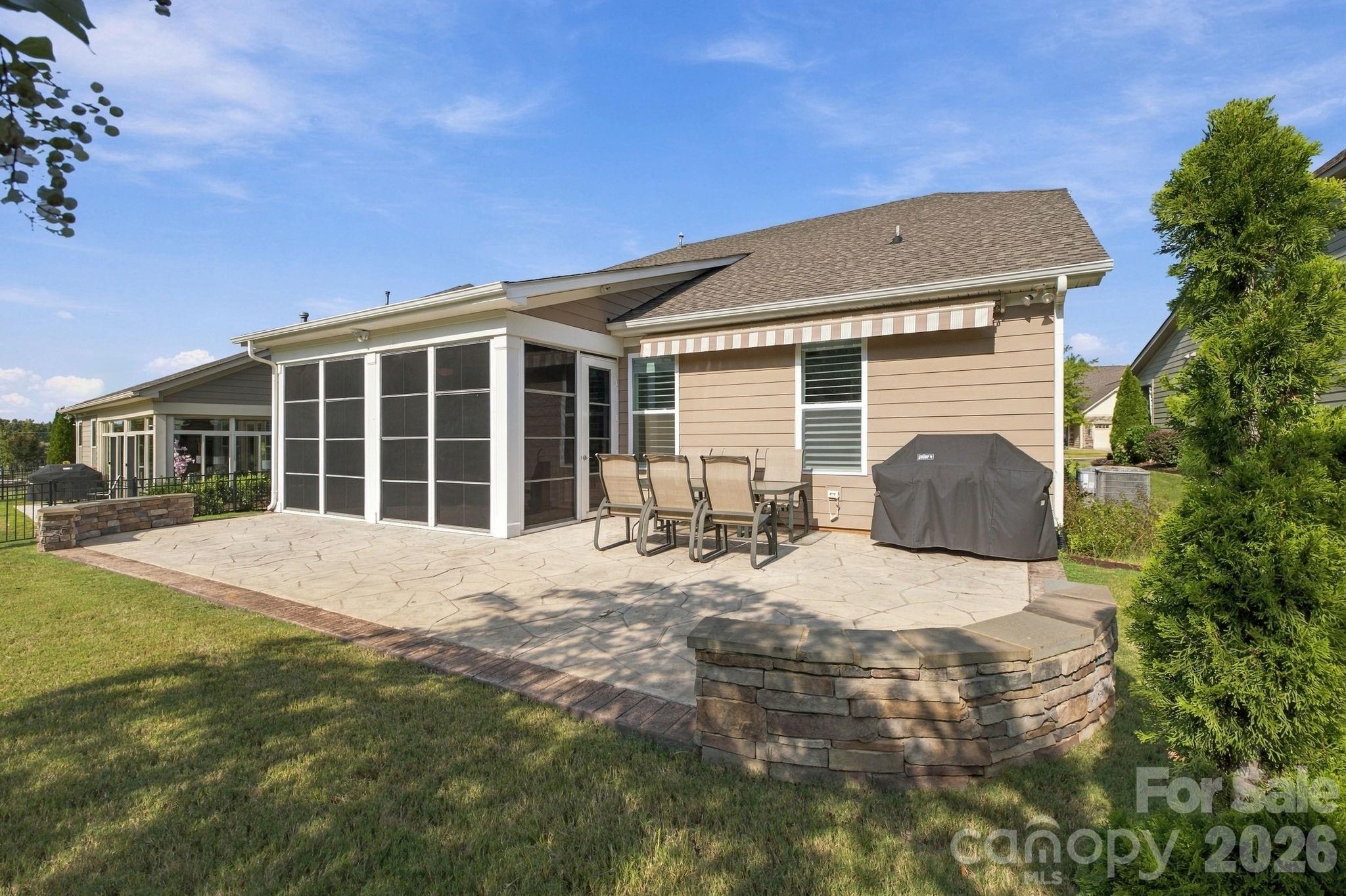 8407 Festival Way — Charlotte