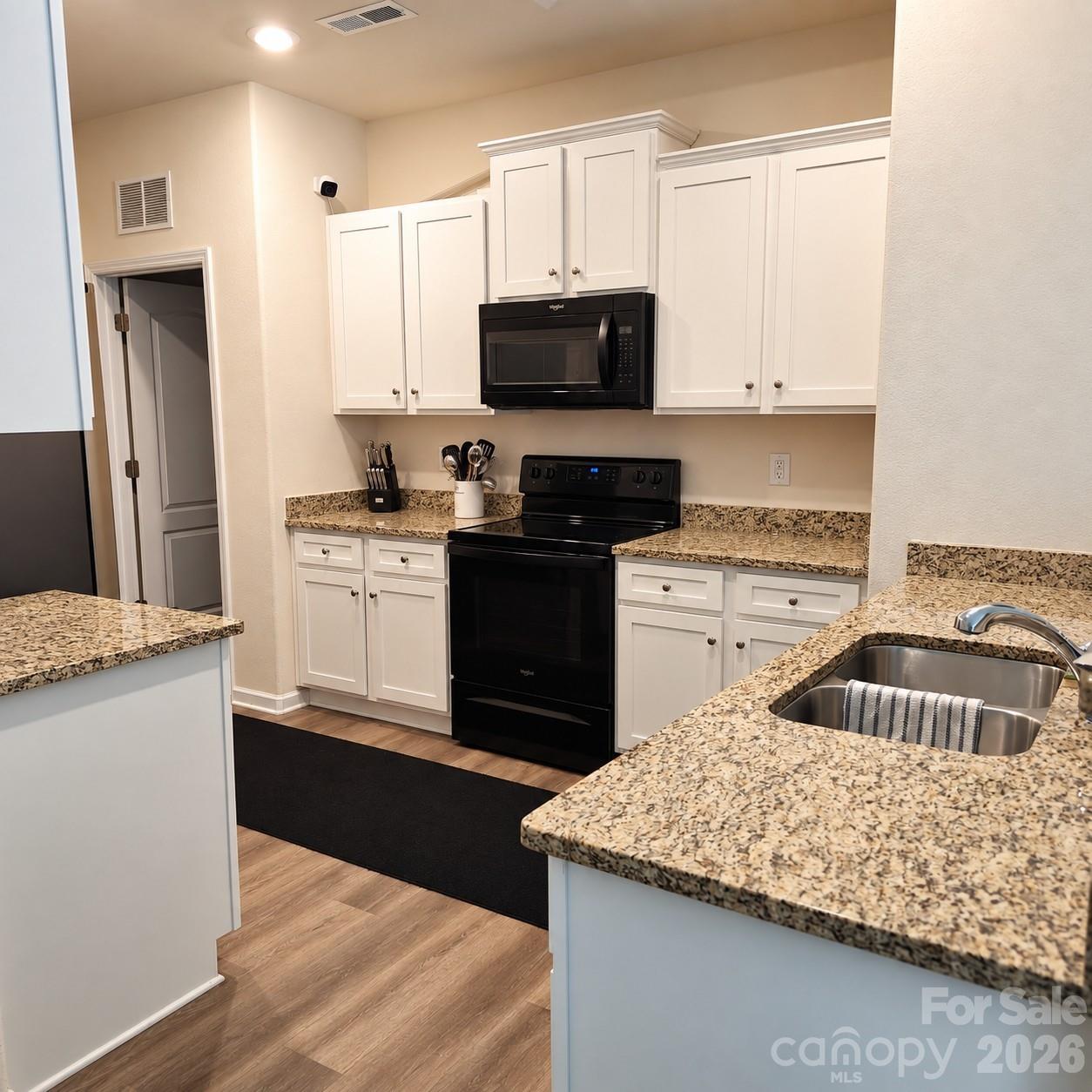 8623 Ballard Hills Court — Charlotte