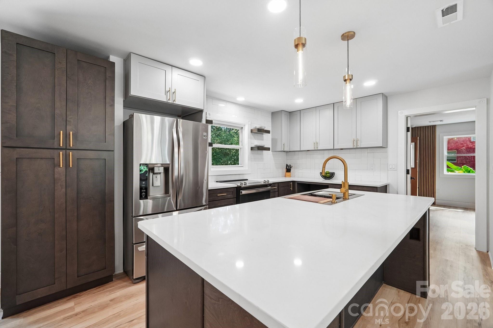 539 Frank Drive — Charlotte