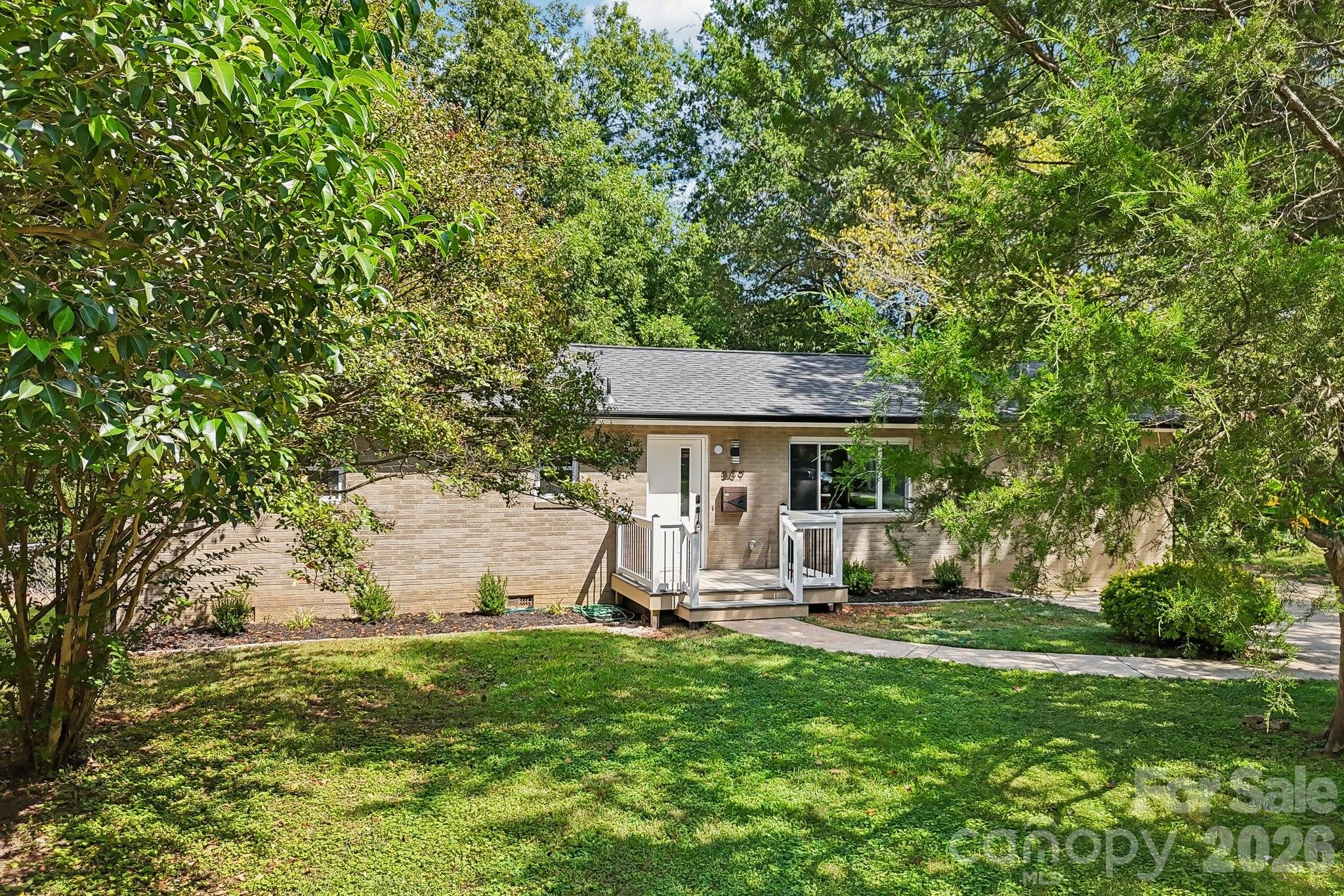 539 Frank Drive — Charlotte