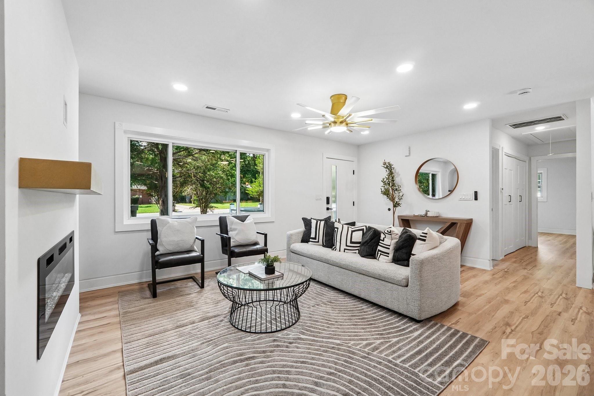 539 Frank Drive — Charlotte