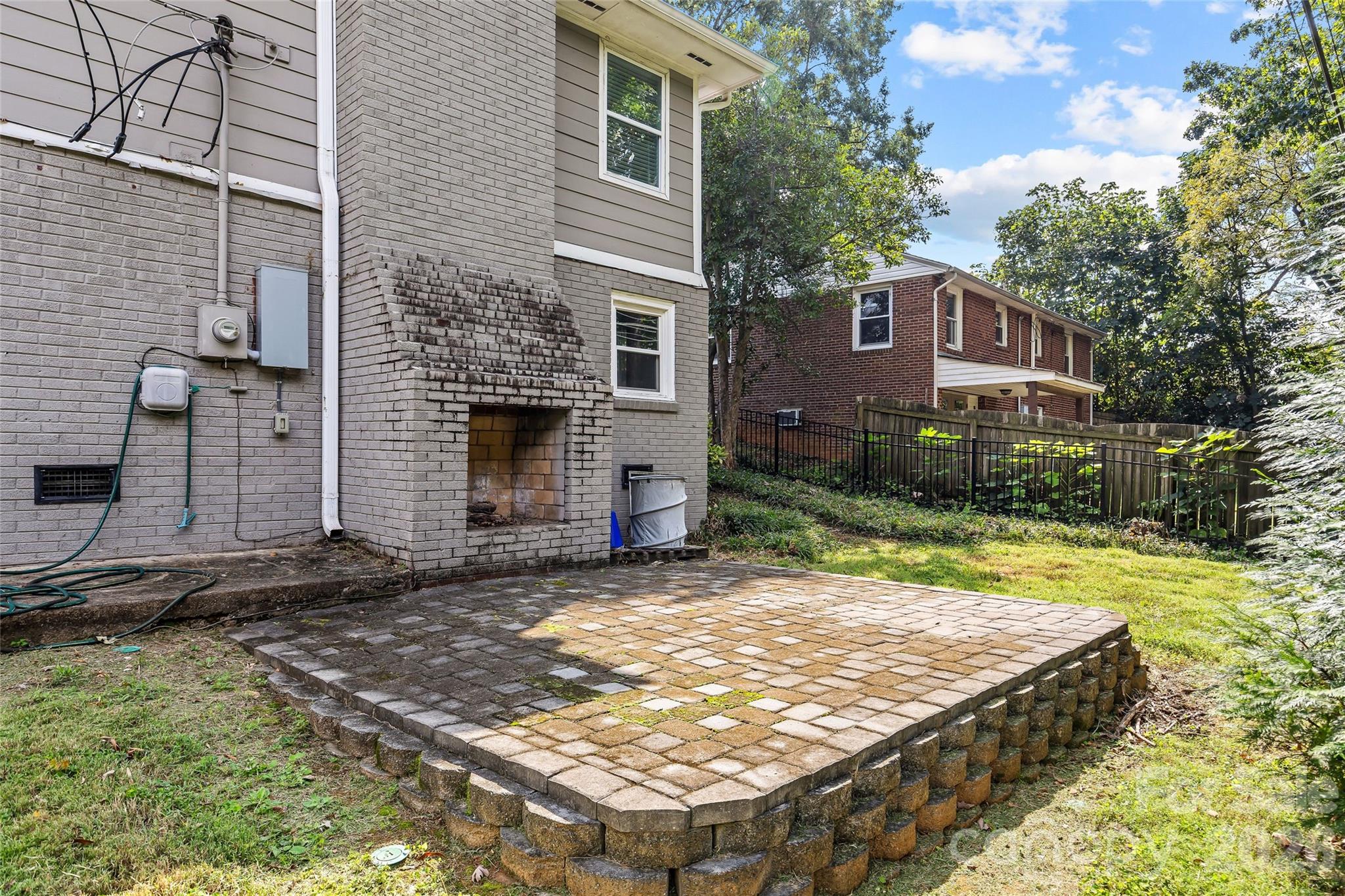 442 Lorna Street — Charlotte