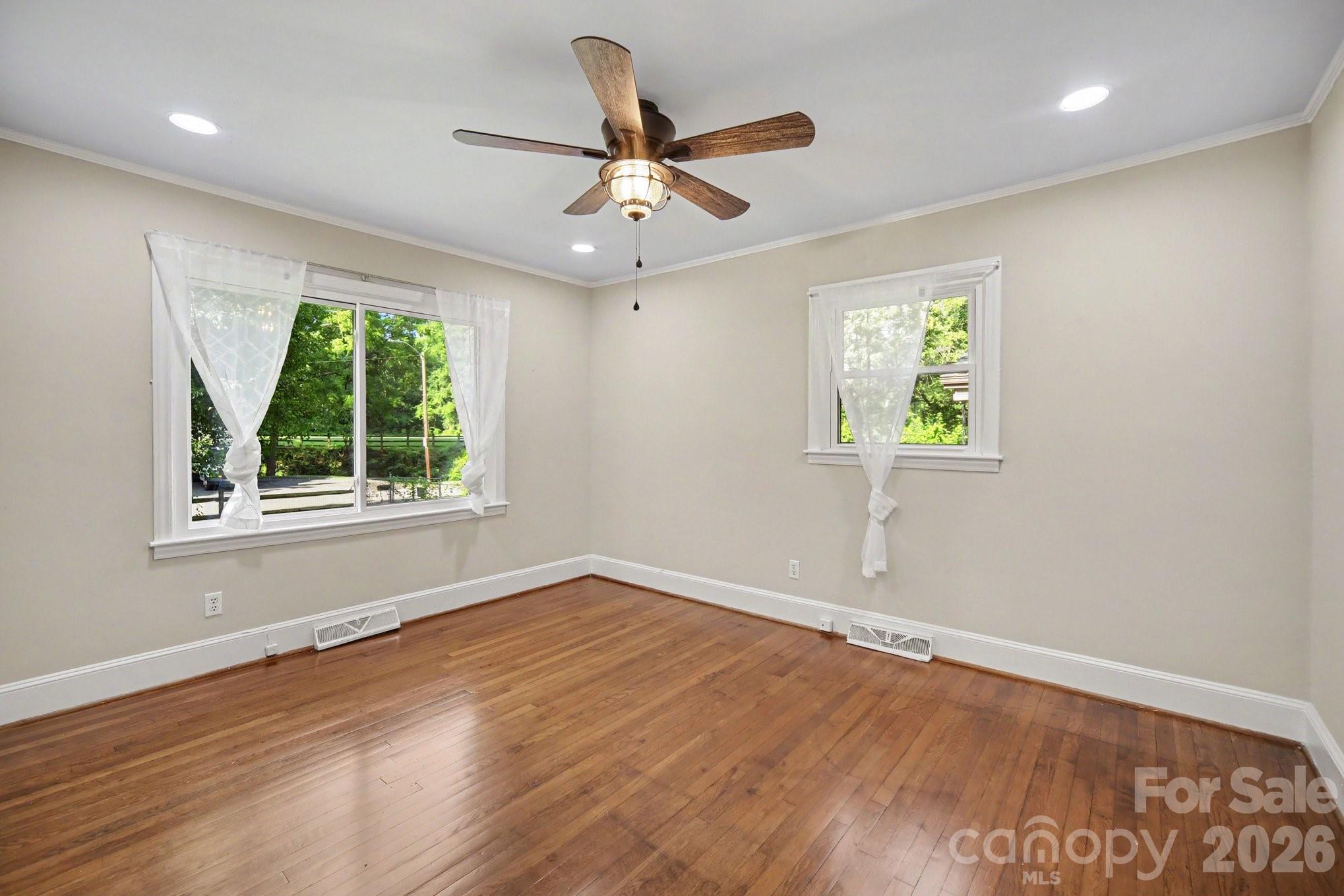 3960 Bristol Drive — Charlotte