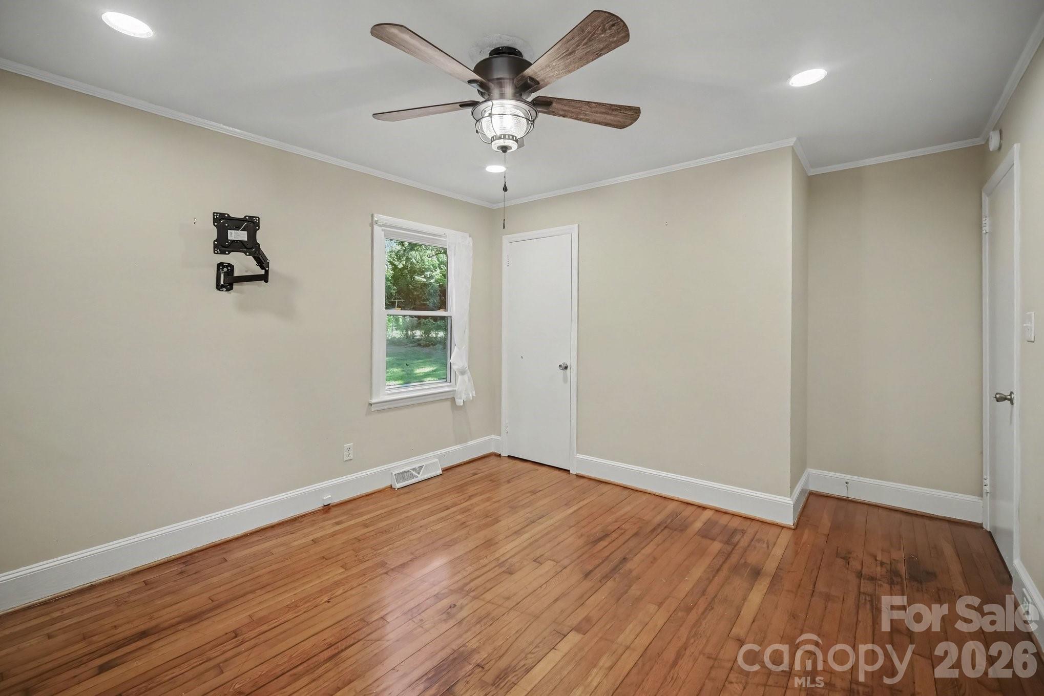 3960 Bristol Drive — Charlotte