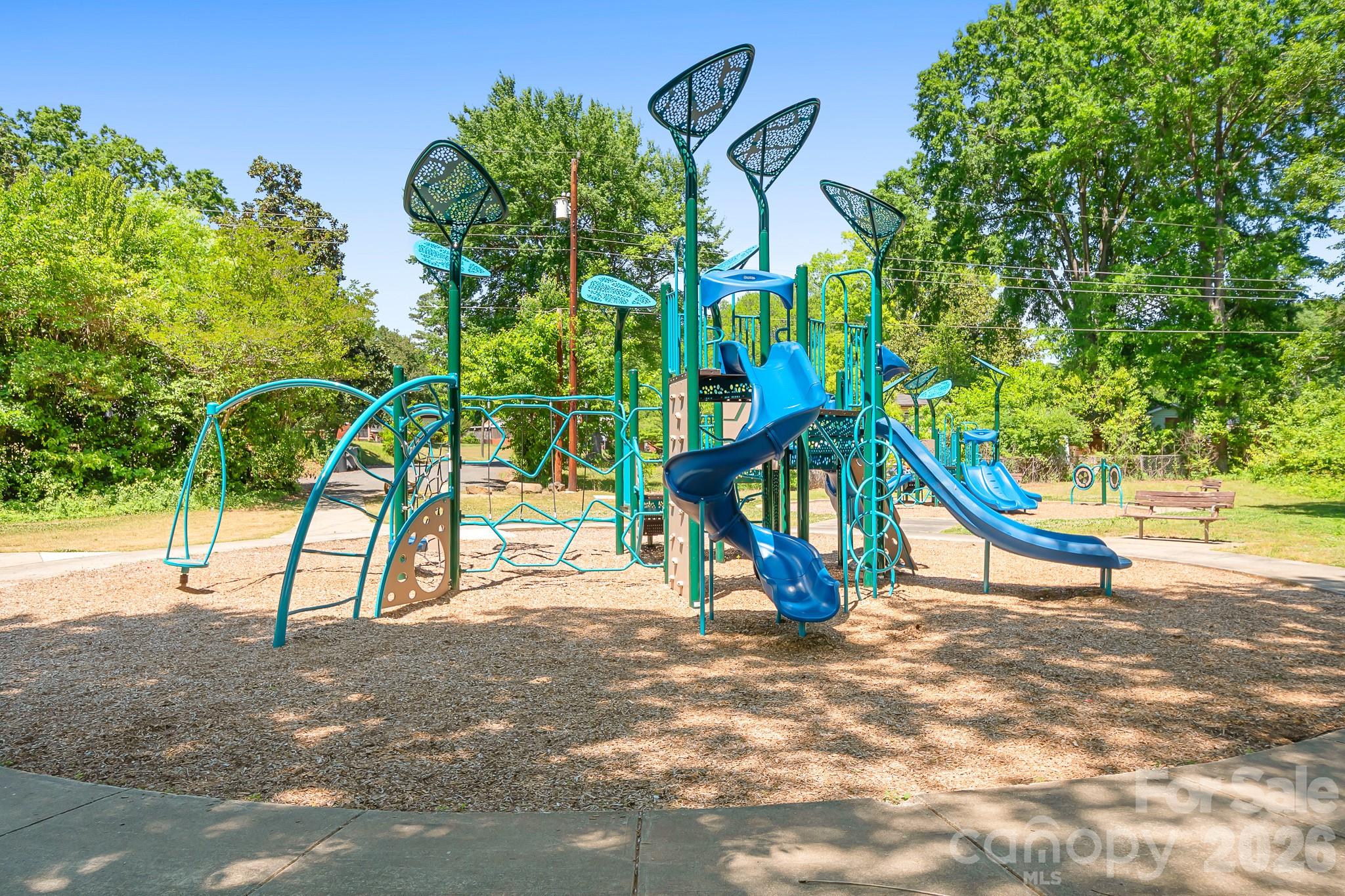 3960 Bristol Drive — Charlotte