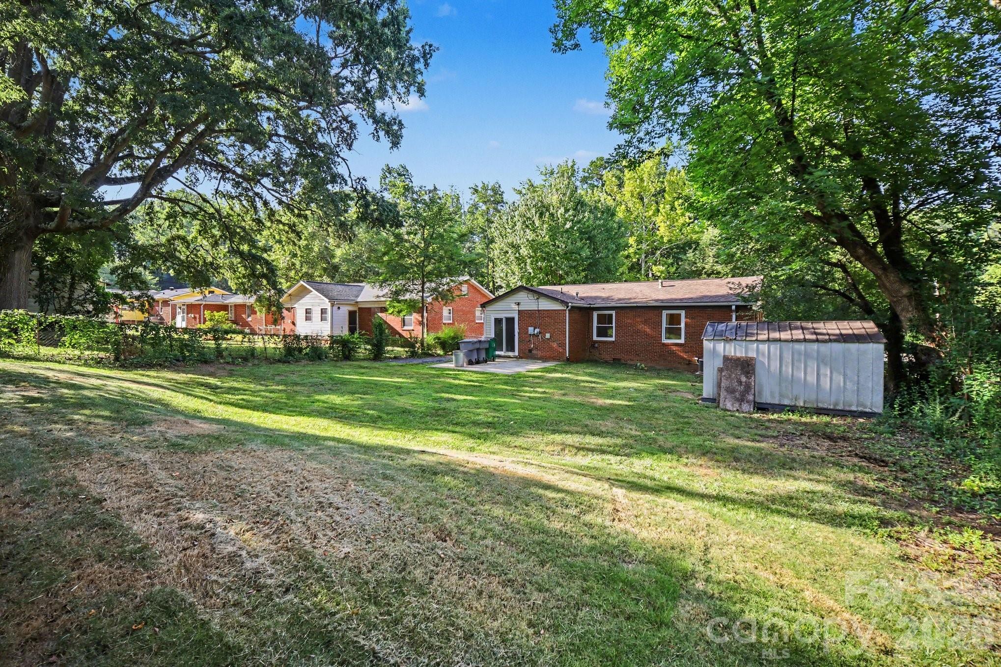 3960 Bristol Drive — Charlotte