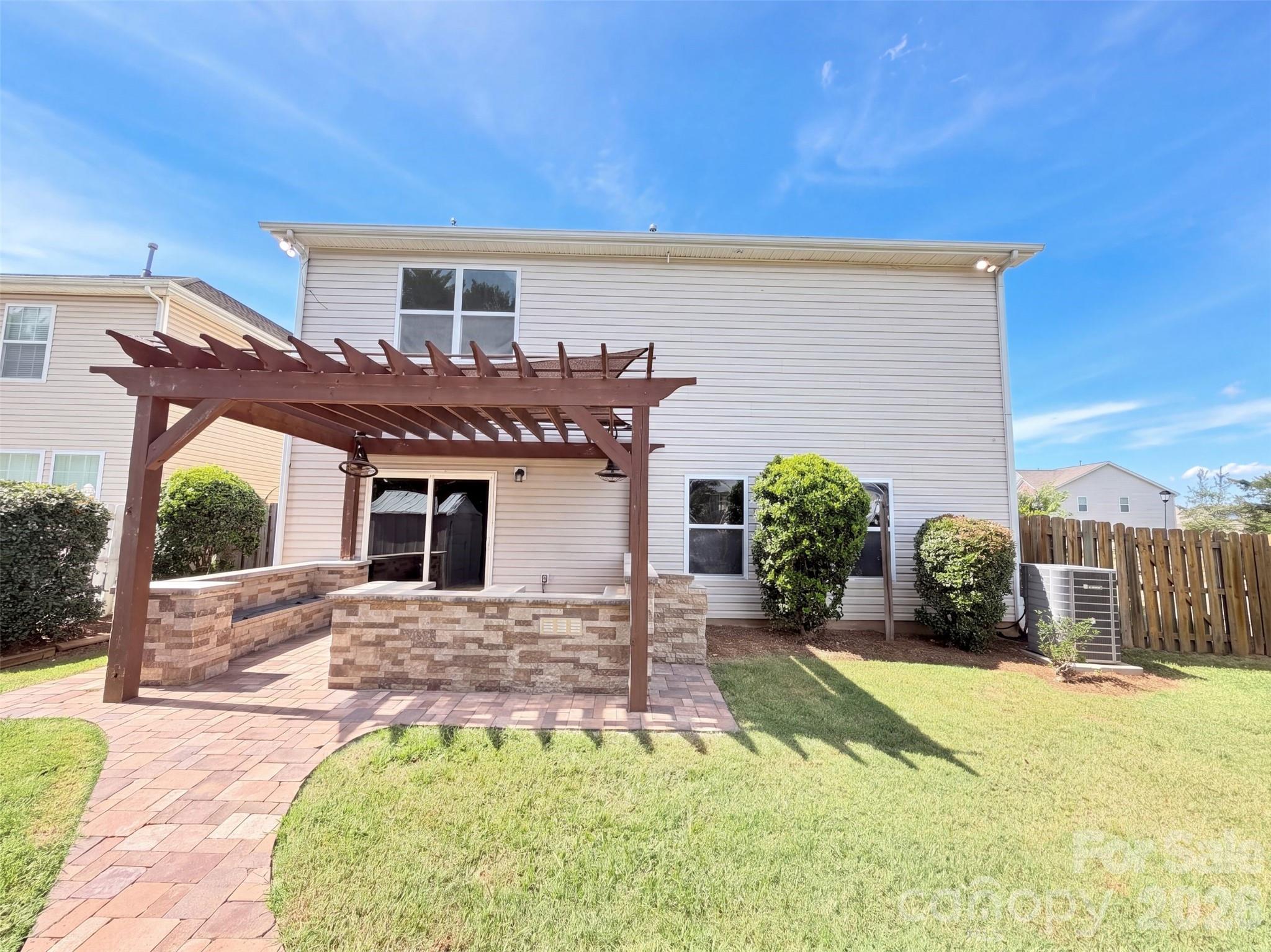 14903 Superior Street — Charlotte