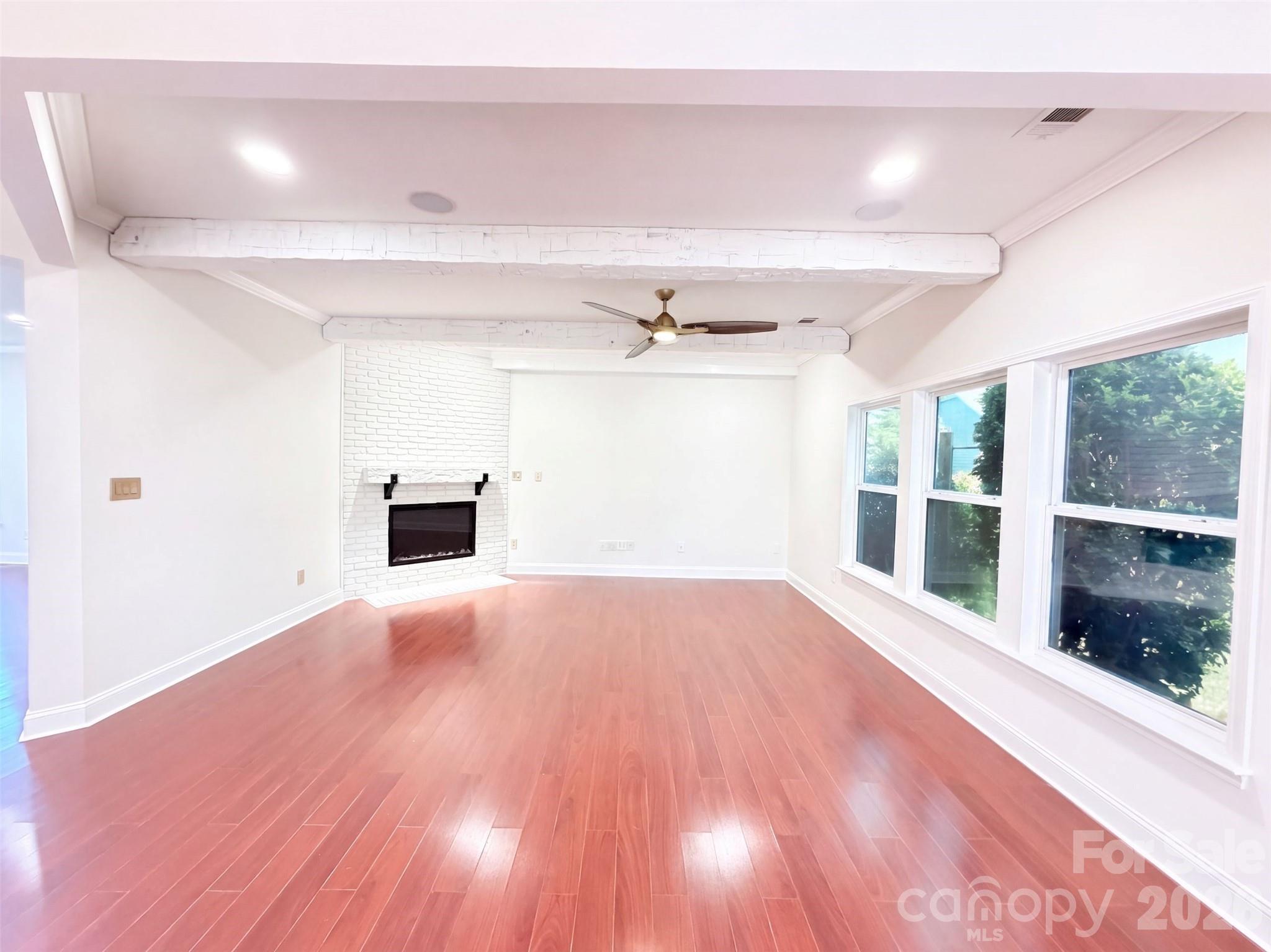 14903 Superior Street — Charlotte