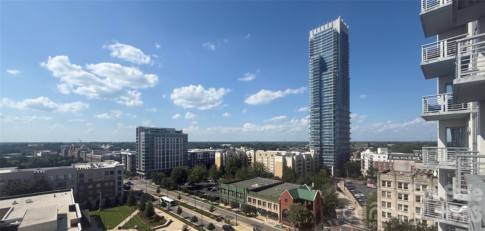 333 W Trade Street #907 — Charlotte