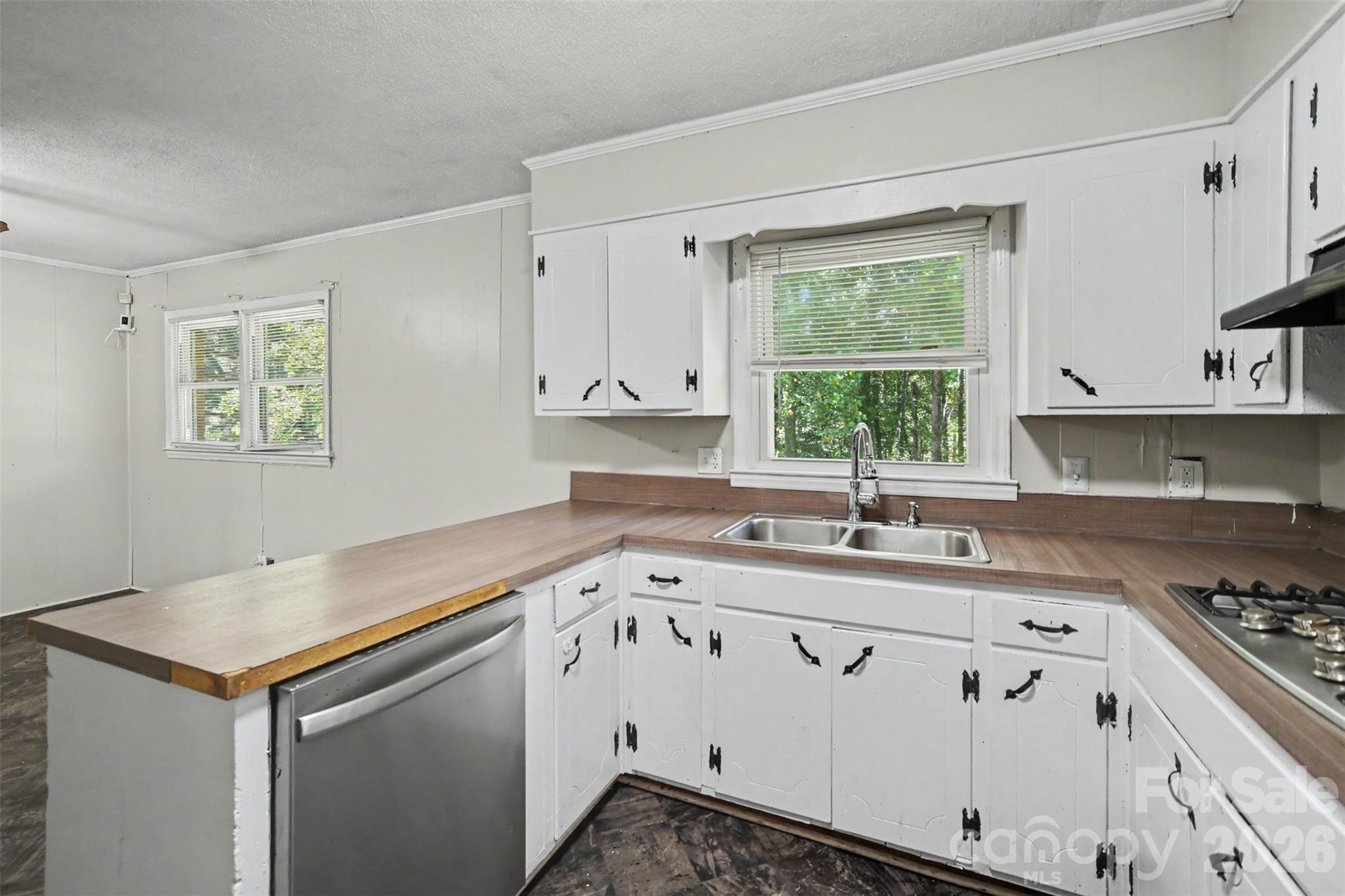829 Vancouver Lane — Gastonia