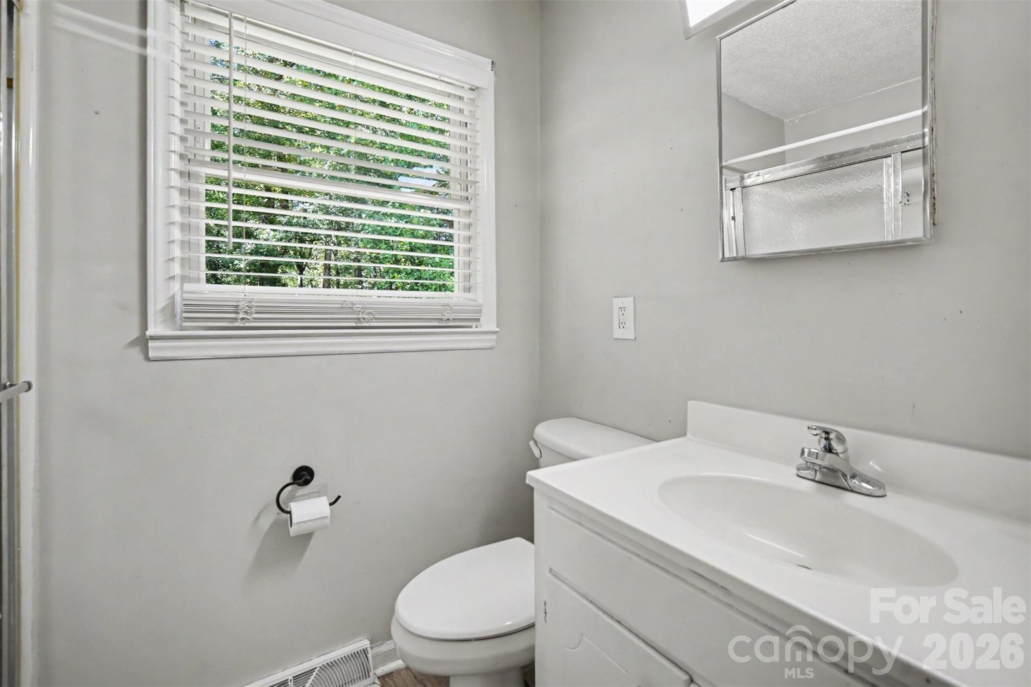 829 Vancouver Lane — Gastonia