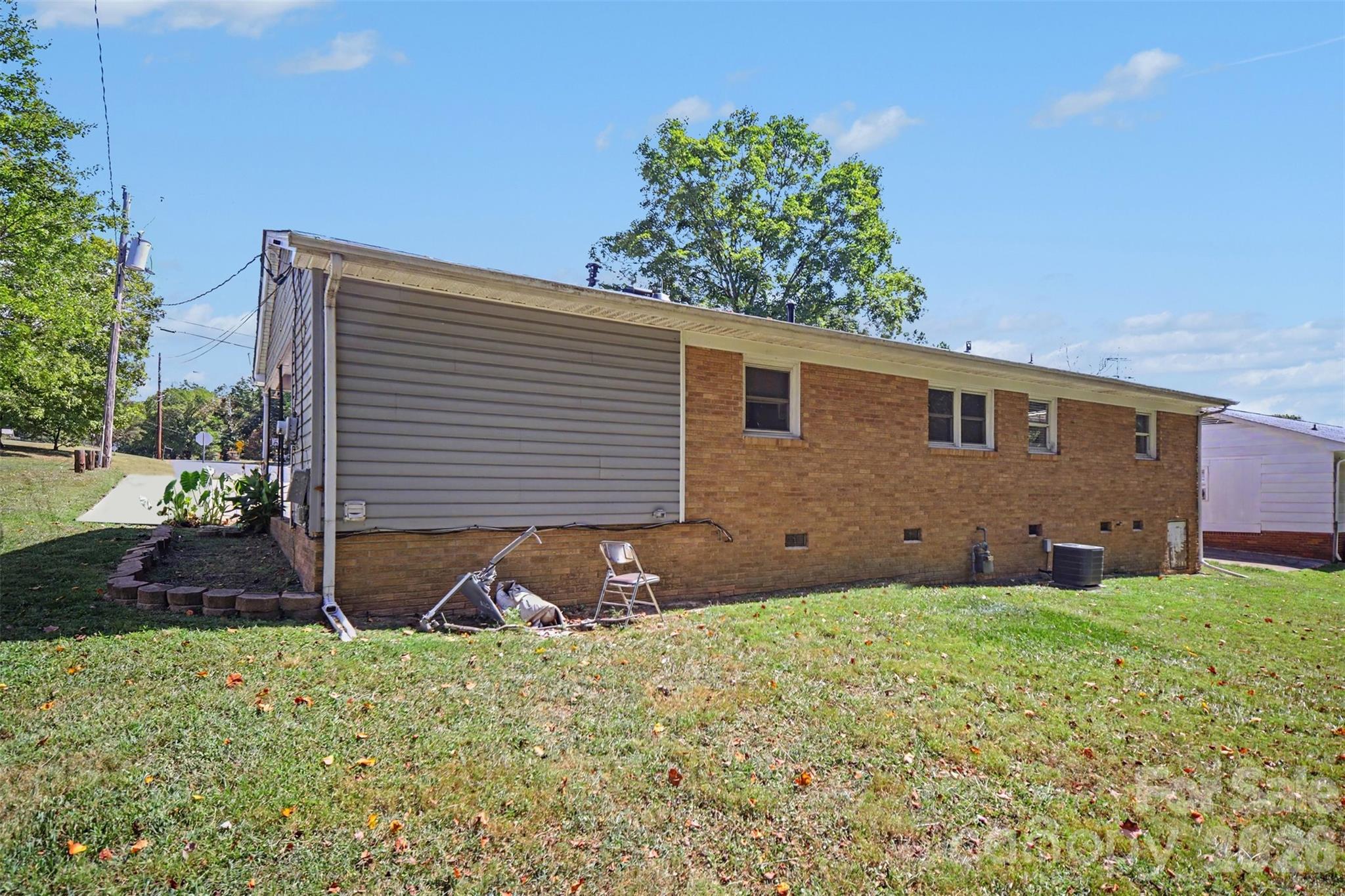 829 Vancouver Lane — Gastonia