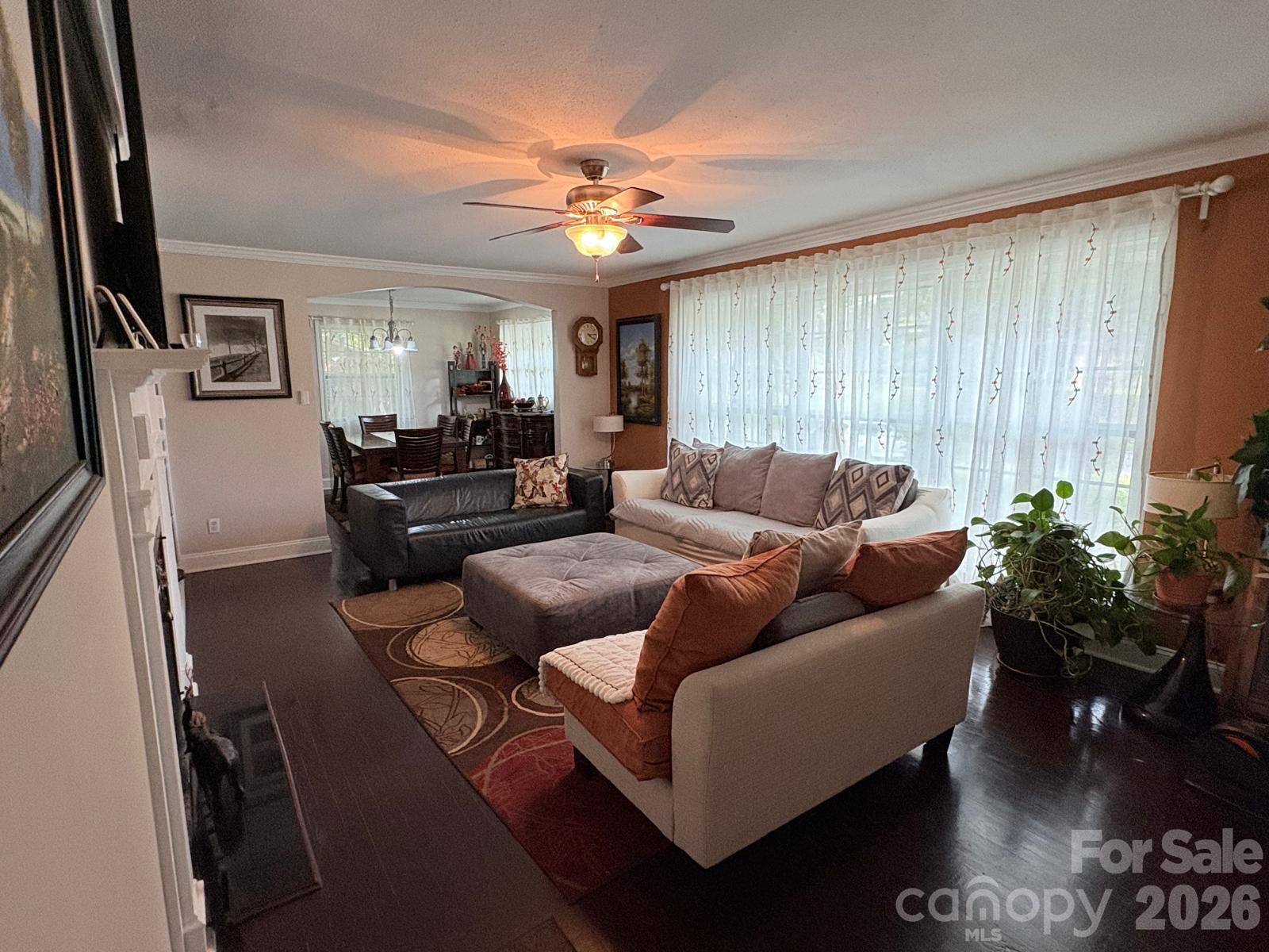 818 Hillcrest Avenue — Gastonia