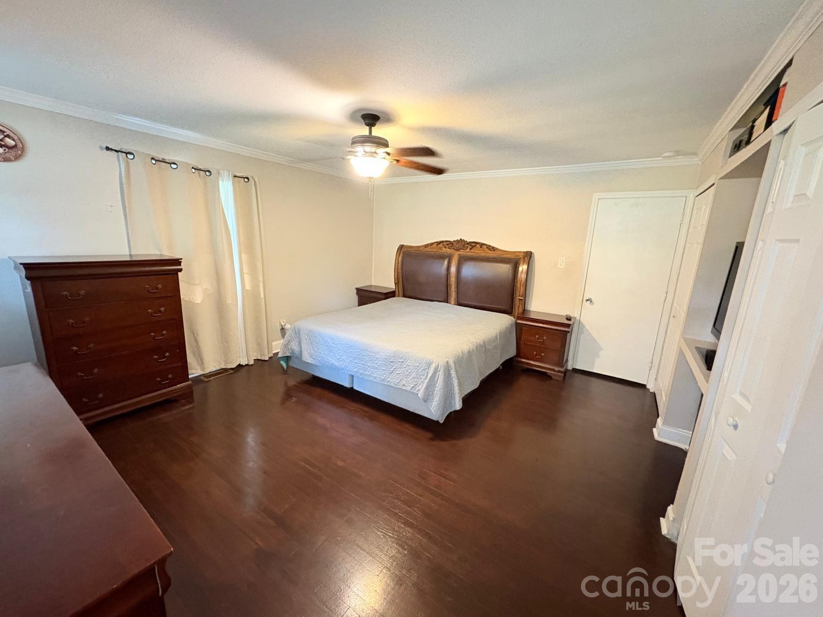 818 Hillcrest Avenue — Gastonia