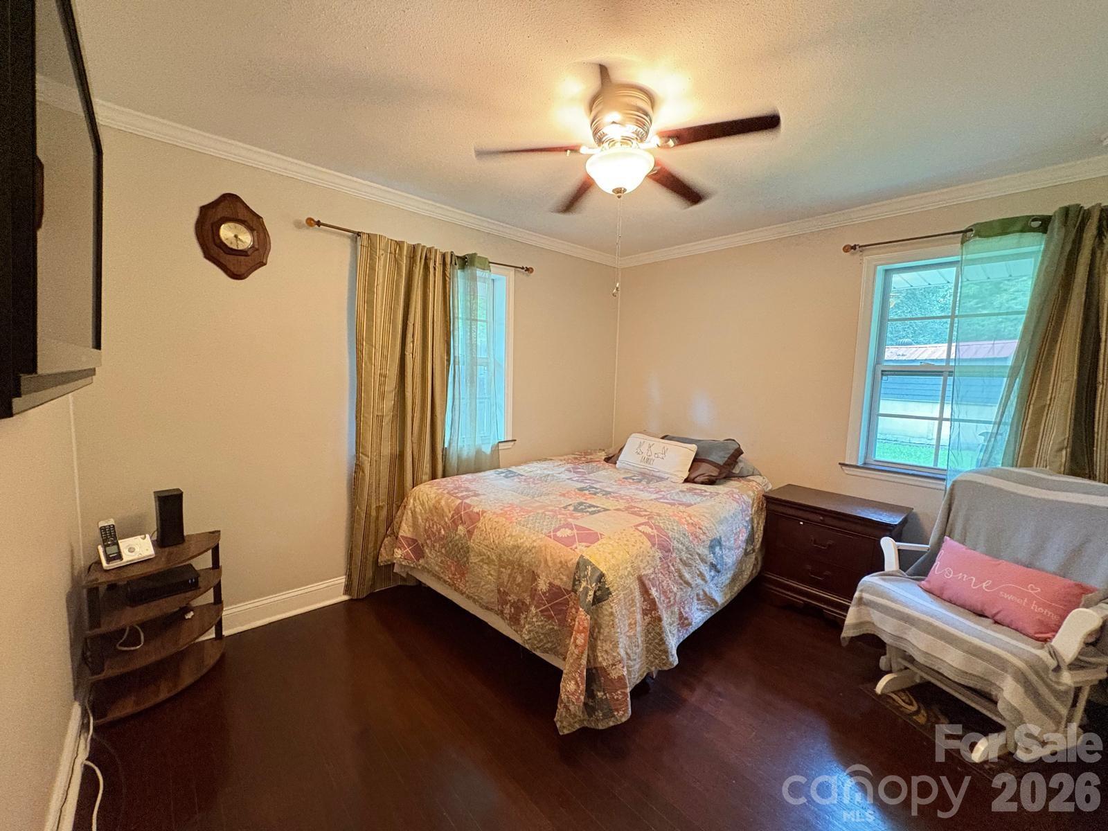 818 Hillcrest Avenue — Gastonia