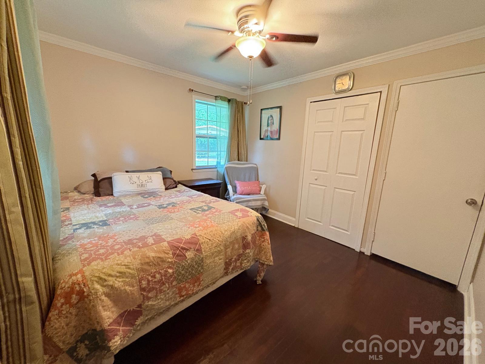 818 Hillcrest Avenue — Gastonia