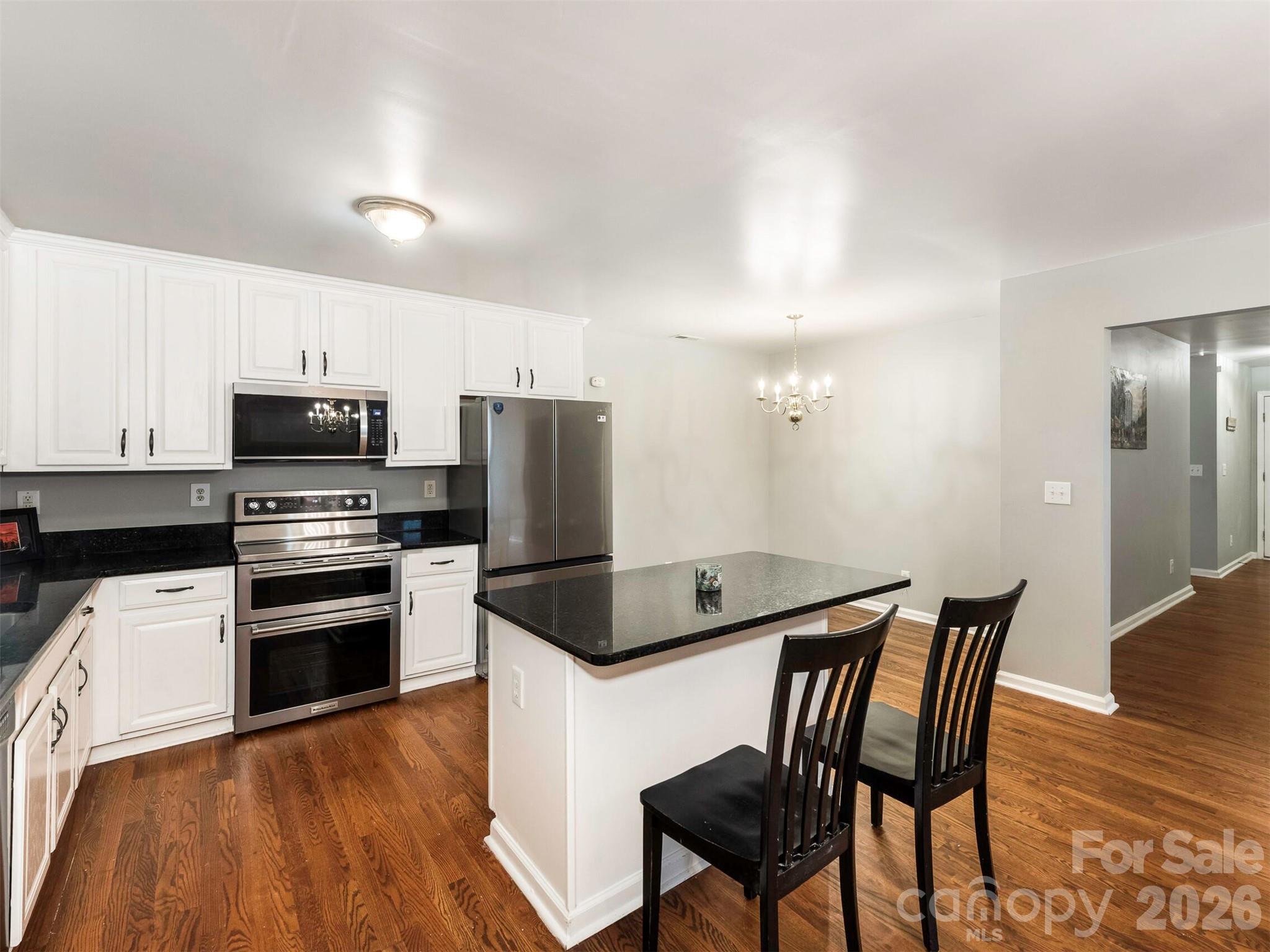 6238 King George Drive — Charlotte
