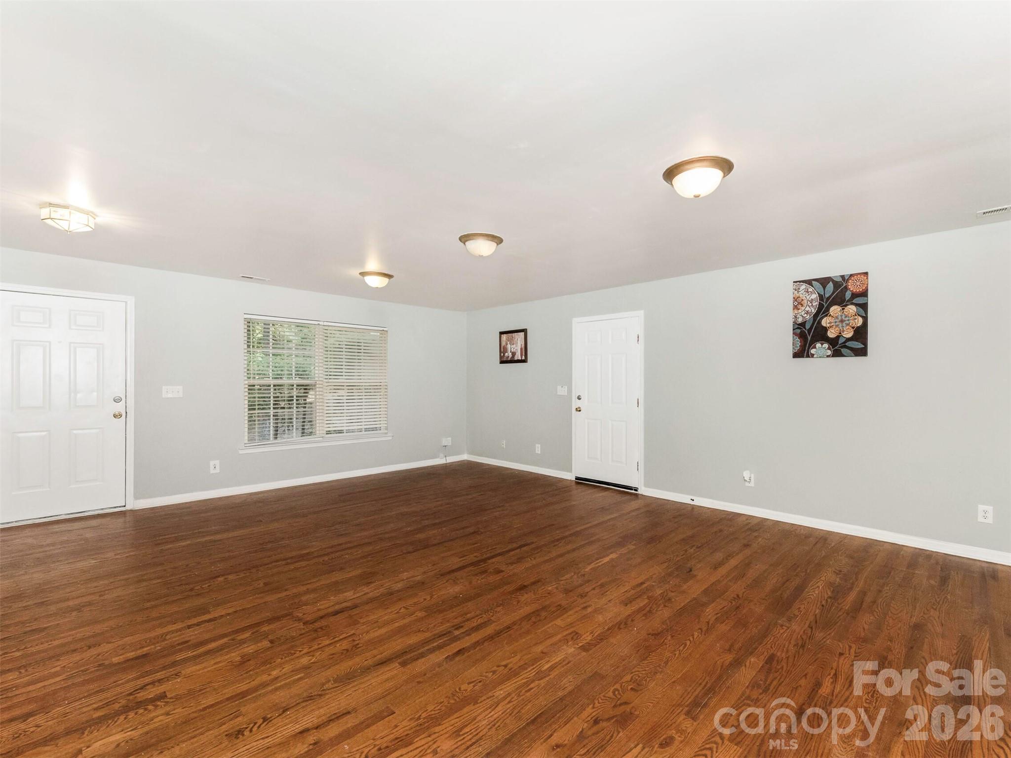 6238 King George Drive — Charlotte