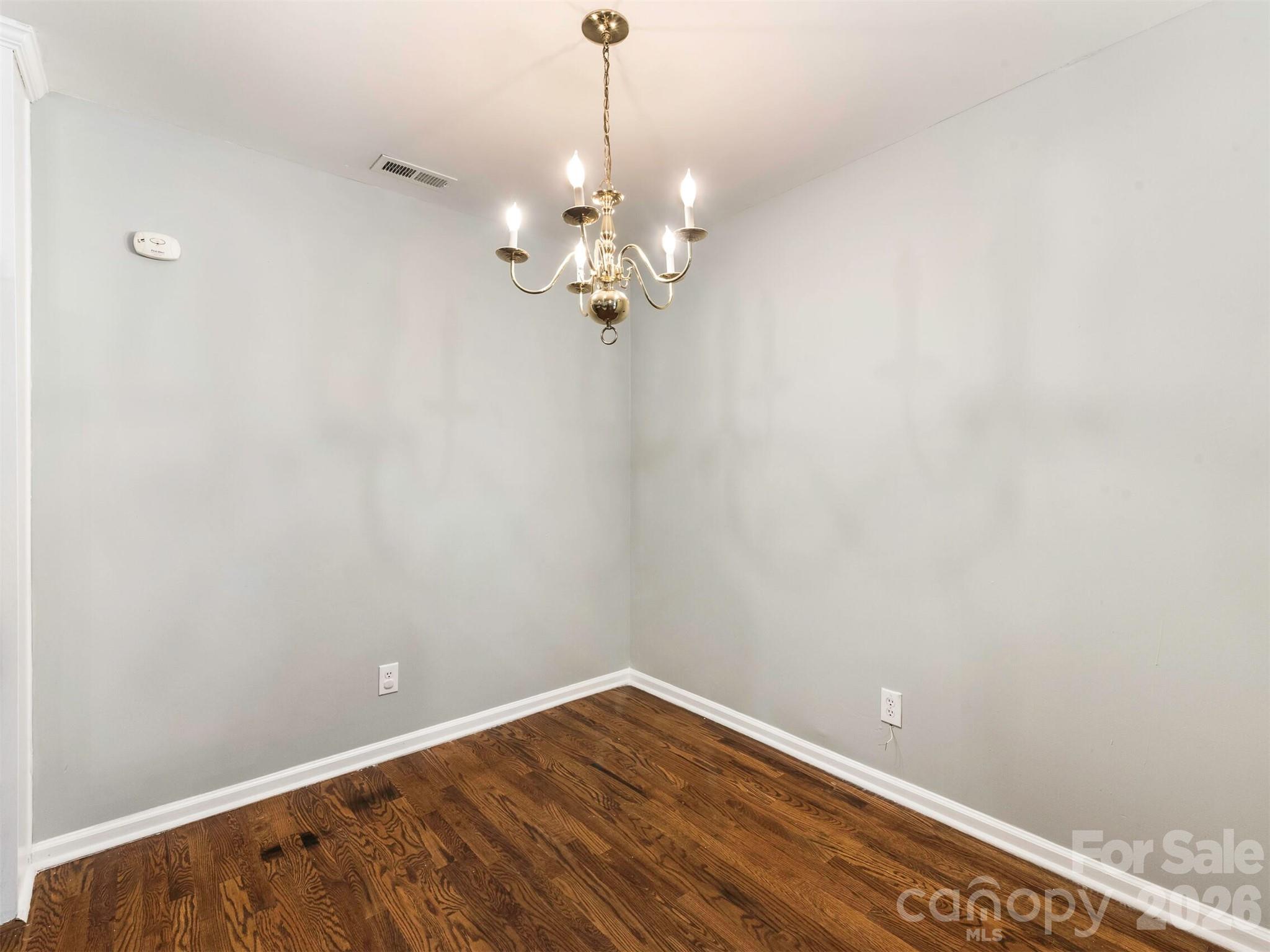 6238 King George Drive — Charlotte