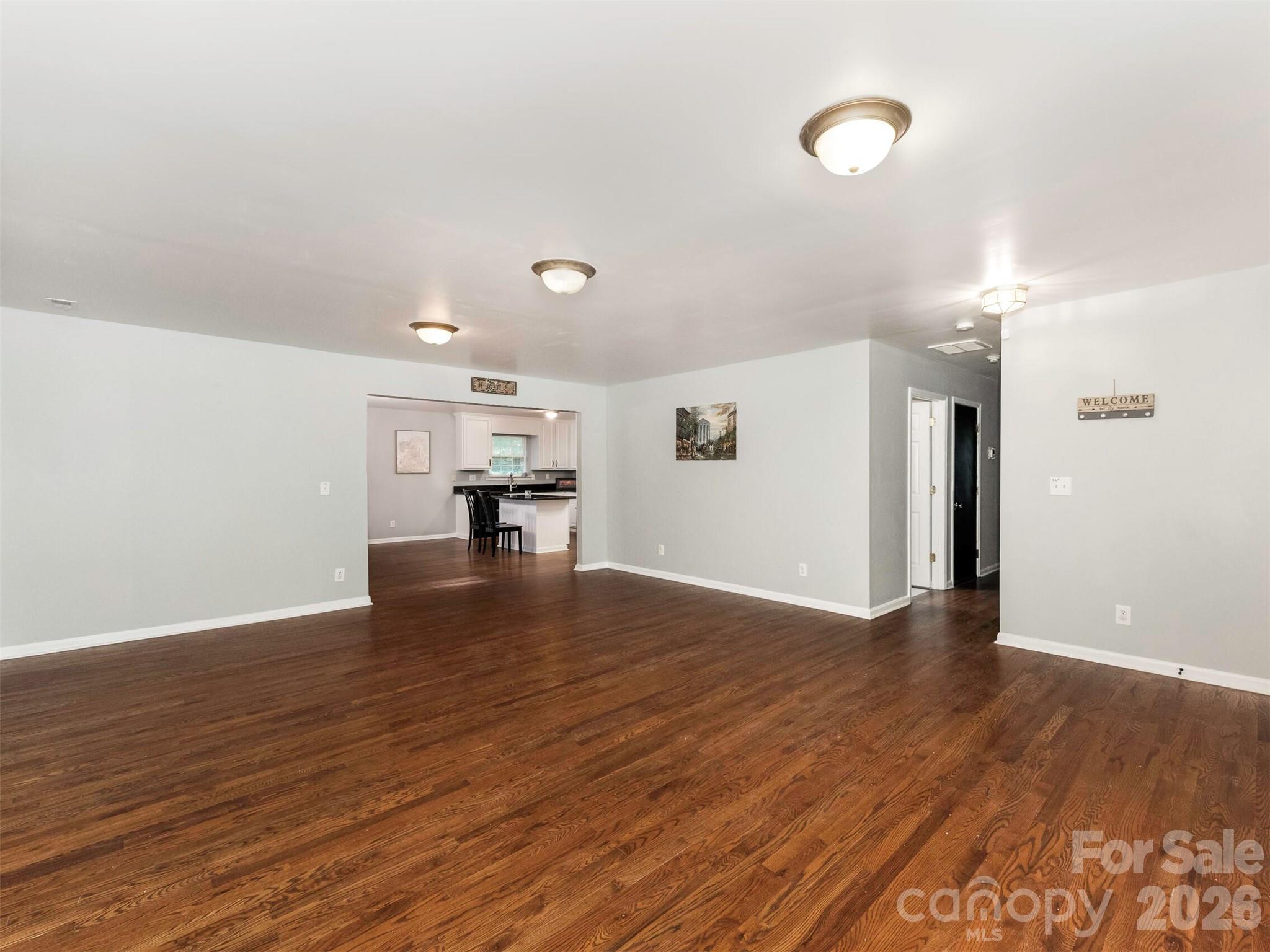 6238 King George Drive — Charlotte