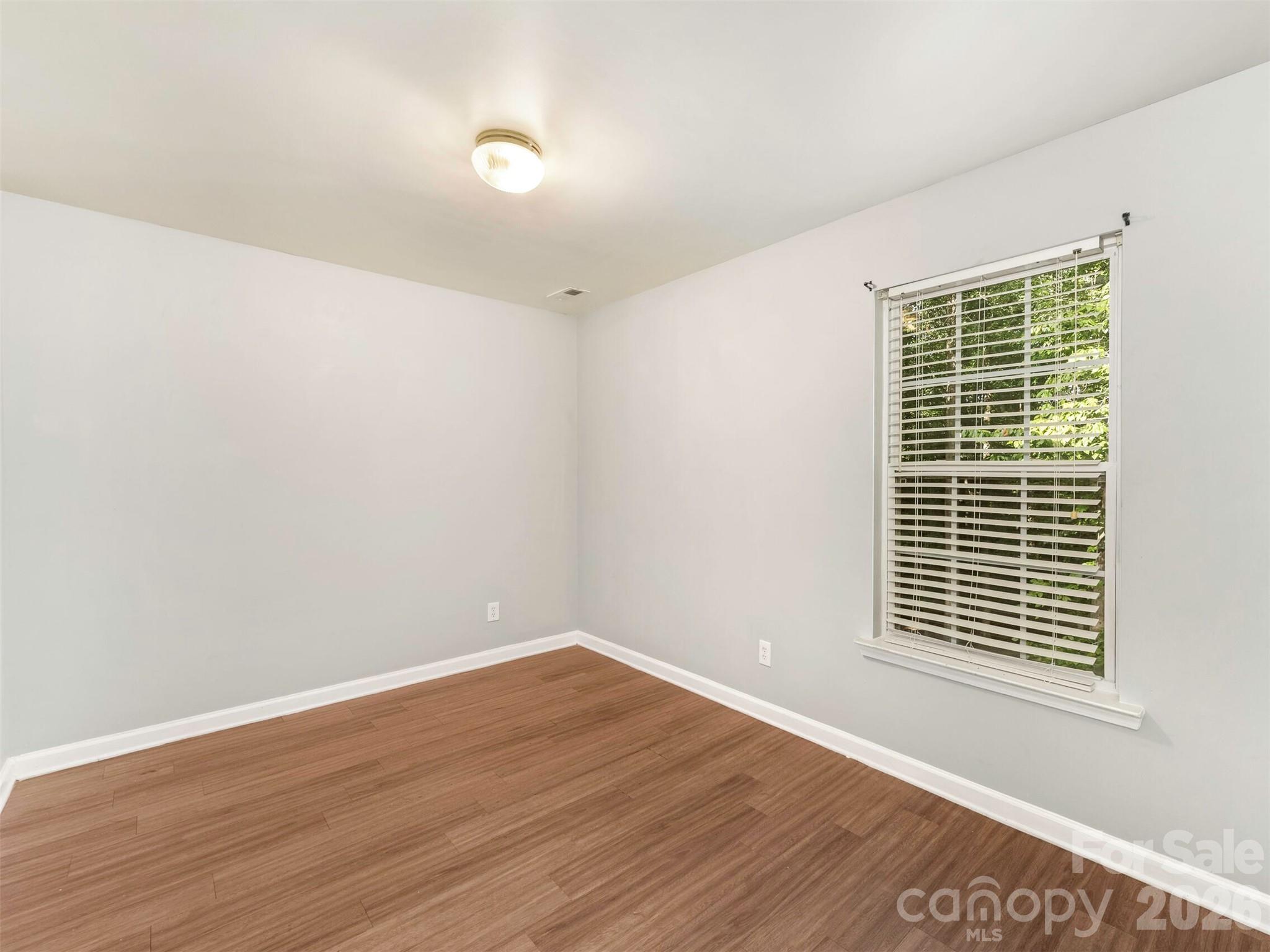 6238 King George Drive — Charlotte