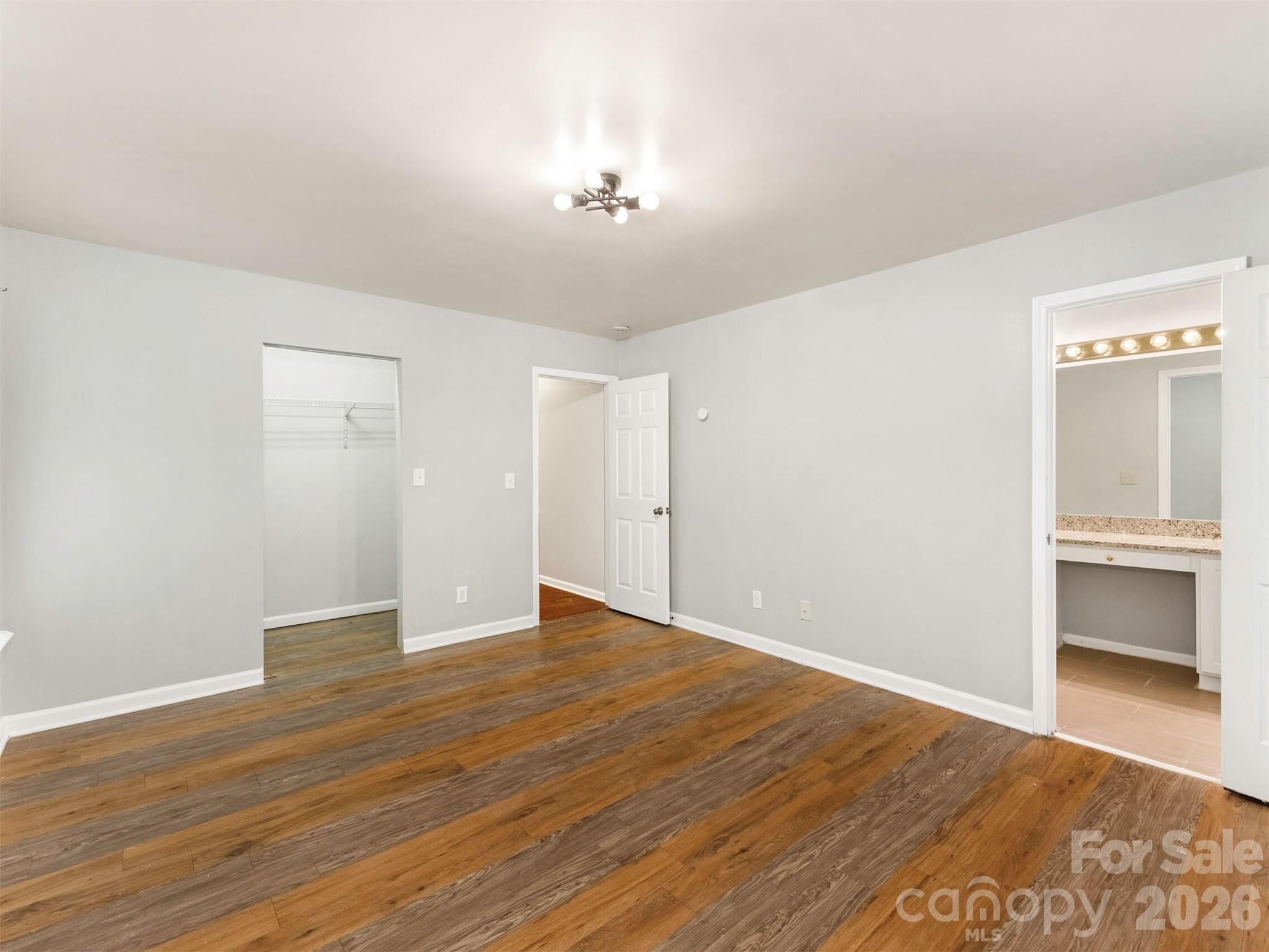 6238 King George Drive — Charlotte