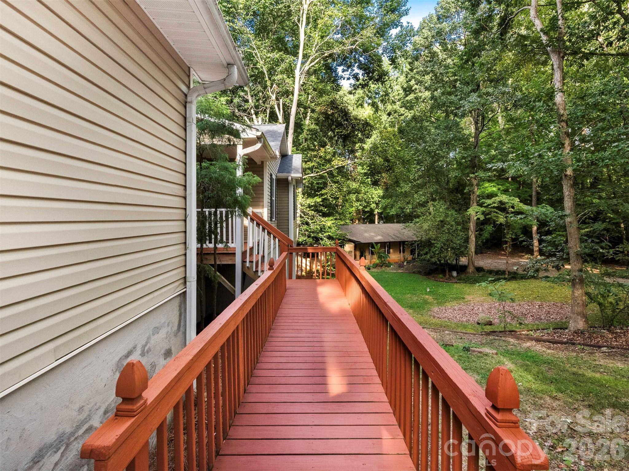 6238 King George Drive — Charlotte