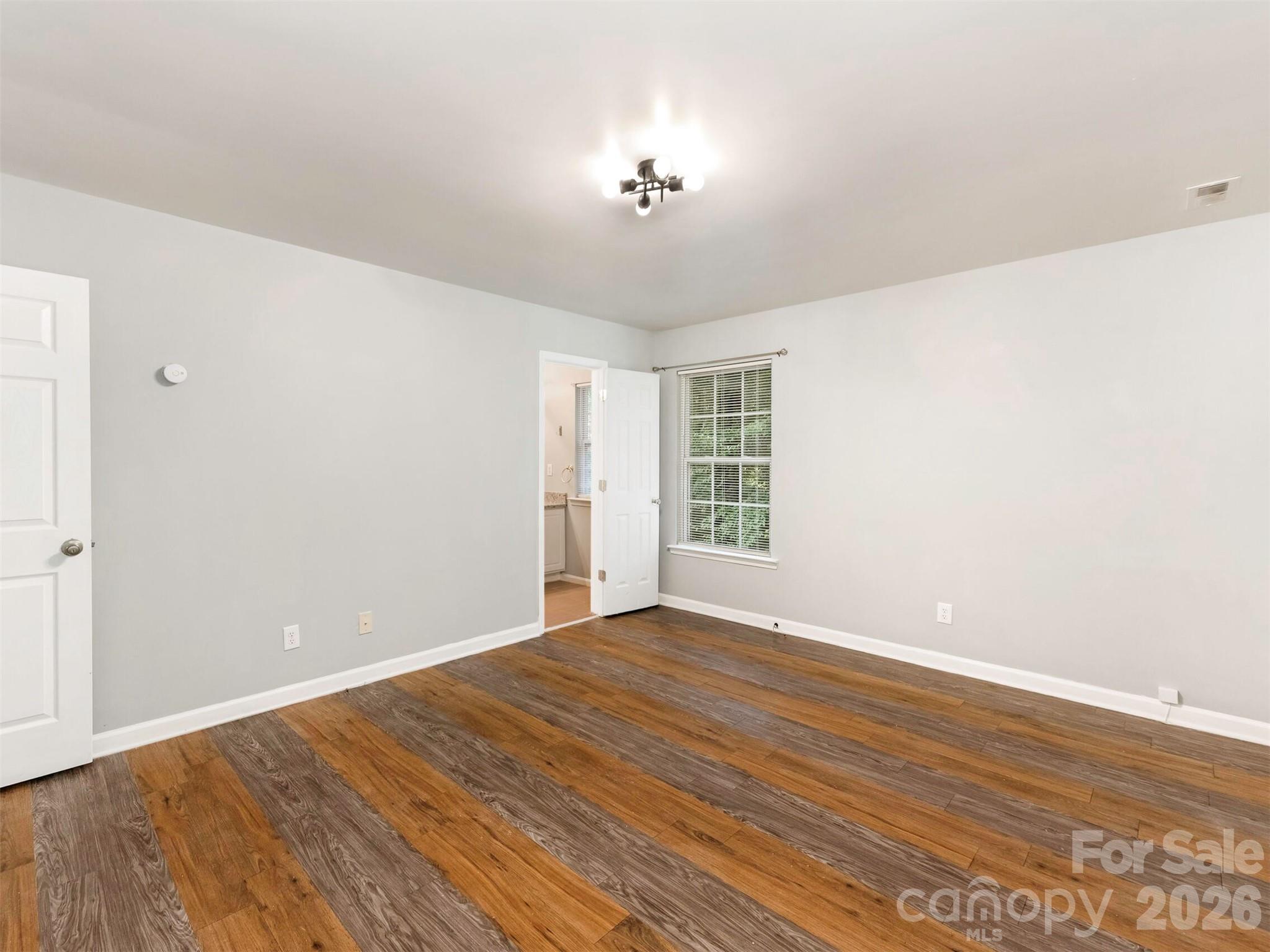 6238 King George Drive — Charlotte