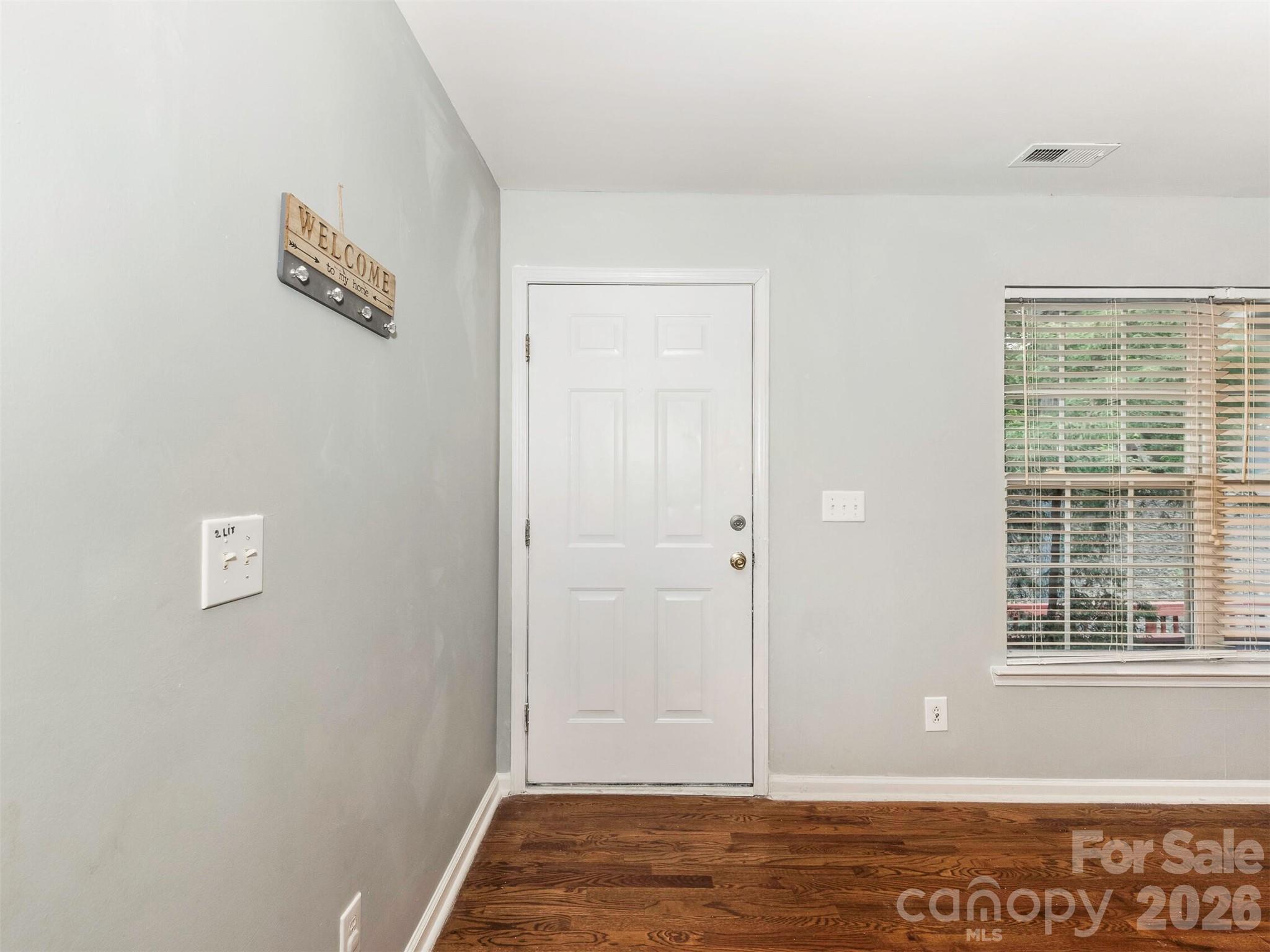6238 King George Drive — Charlotte