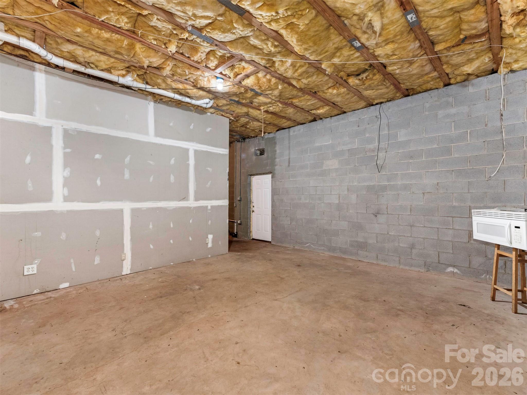 6238 King George Drive — Charlotte