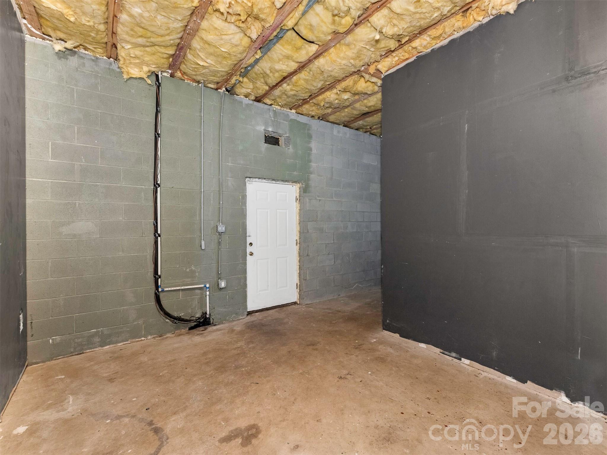 6238 King George Drive — Charlotte