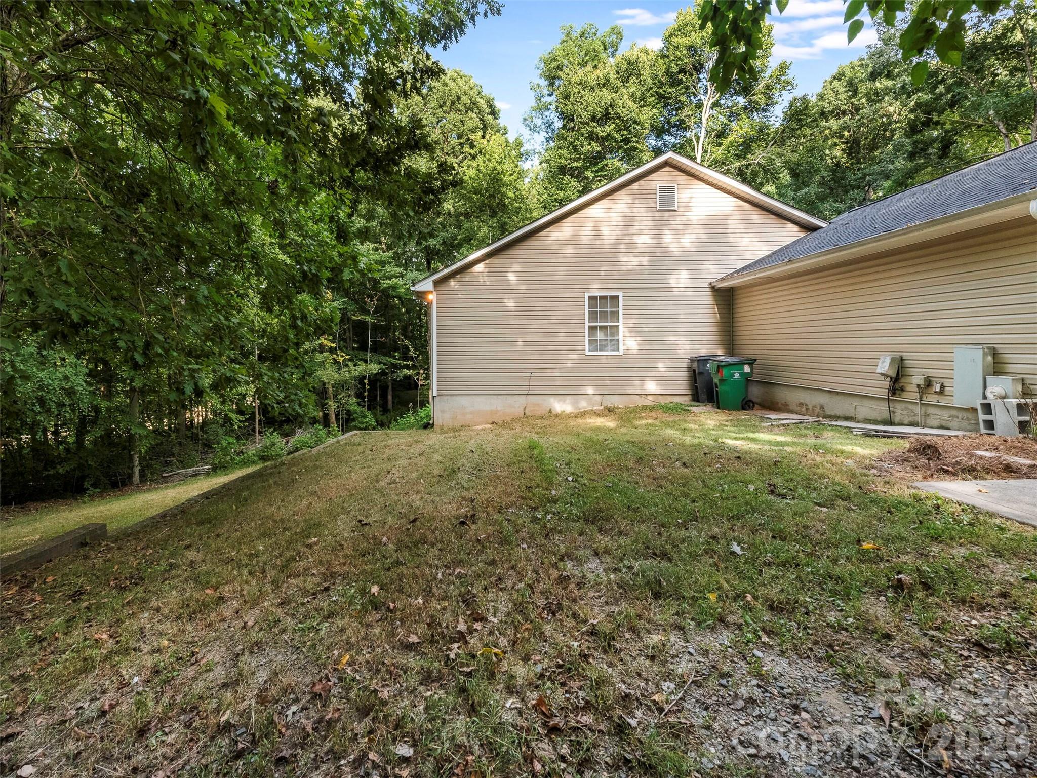 6238 King George Drive — Charlotte