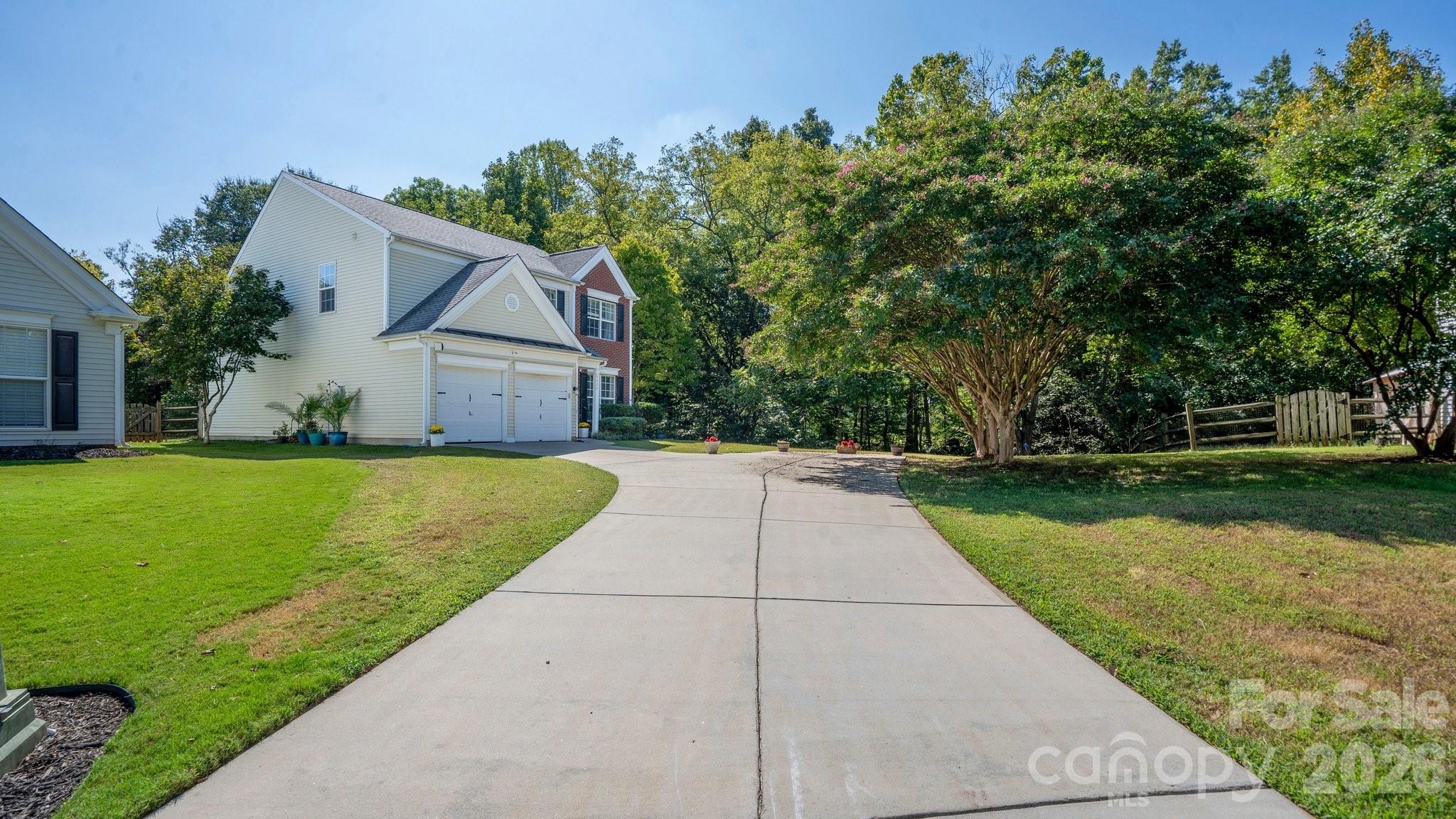 9420 Hillston Ridge Road — Huntersville