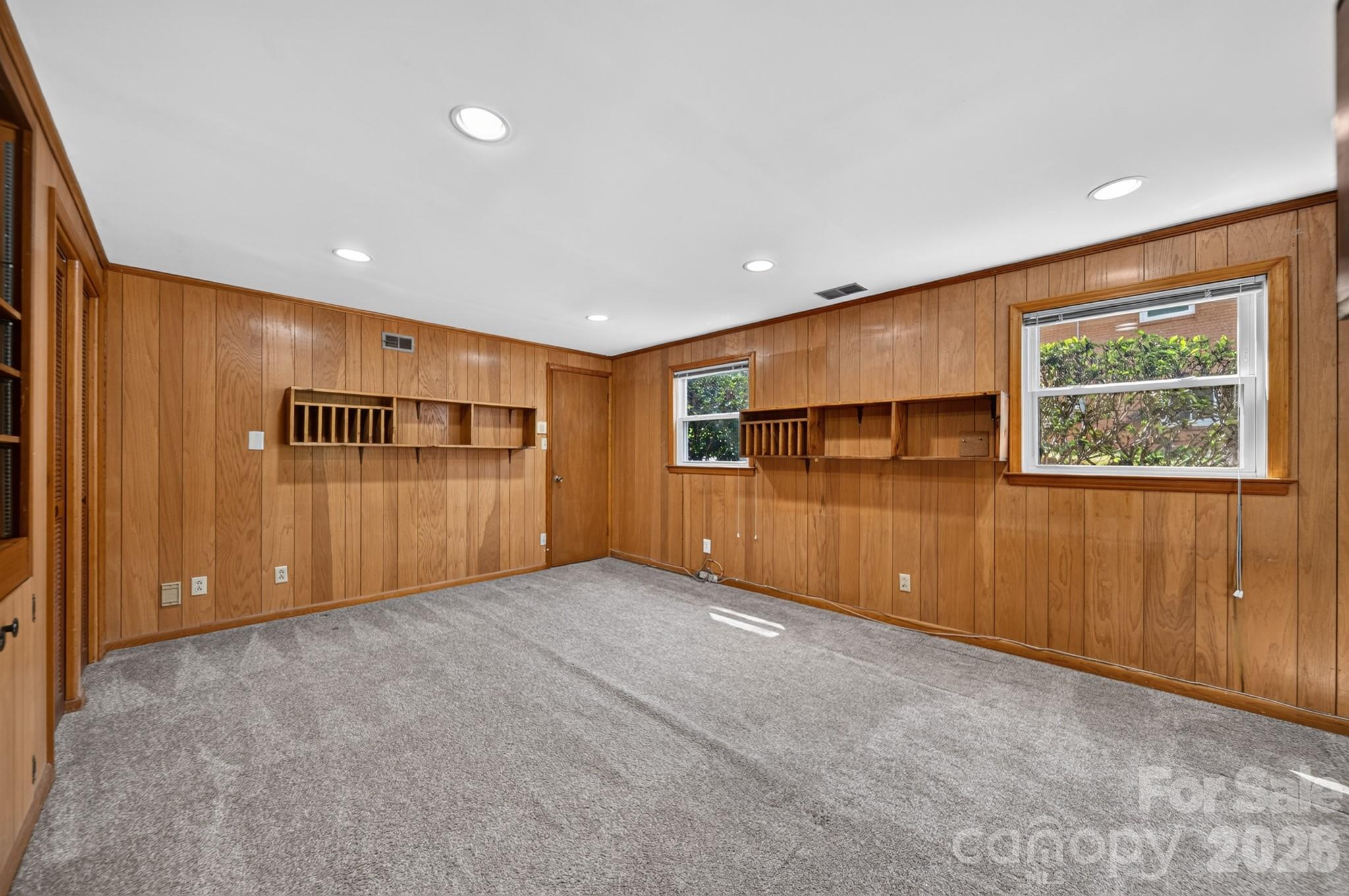 7601 Woodstream Drive — Charlotte