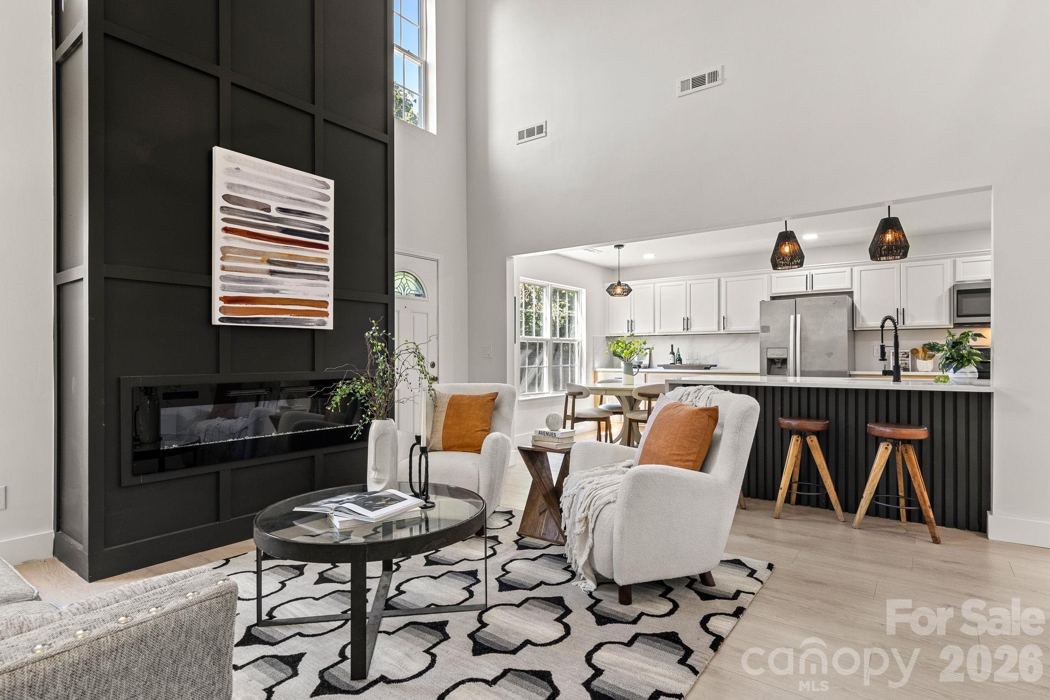 1153 Delander Lane — Charlotte