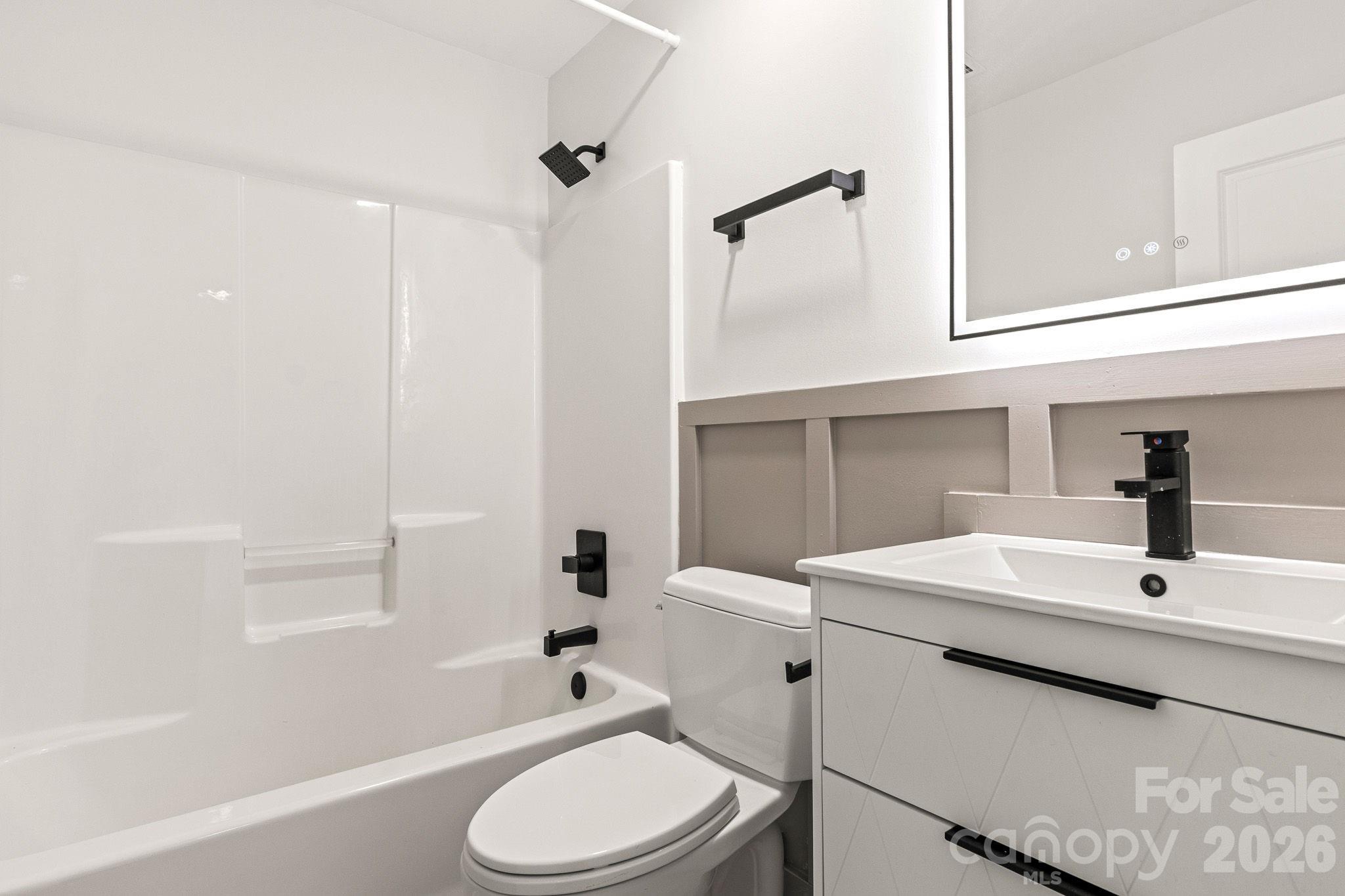 1153 Delander Lane — Charlotte