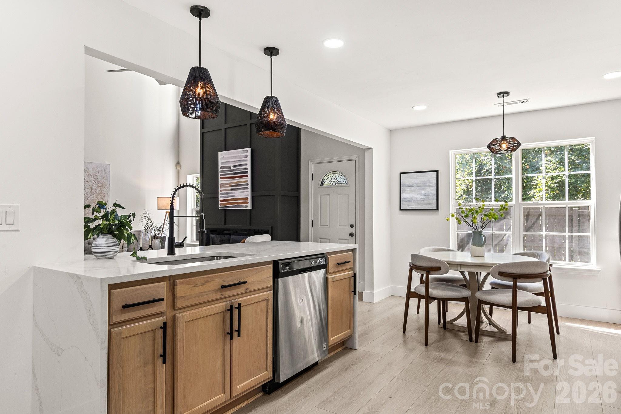 1153 Delander Lane — Charlotte