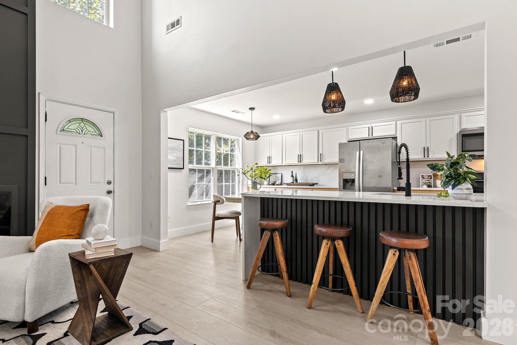 1153 Delander Lane — Charlotte