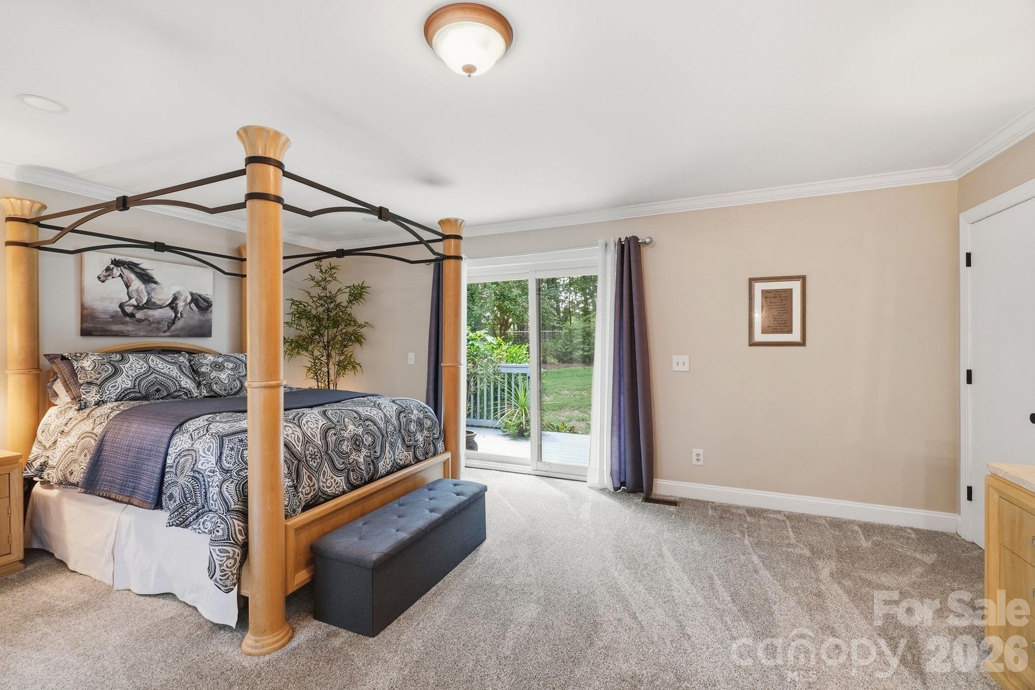 211 Lamplighter Lane — Mount Holly