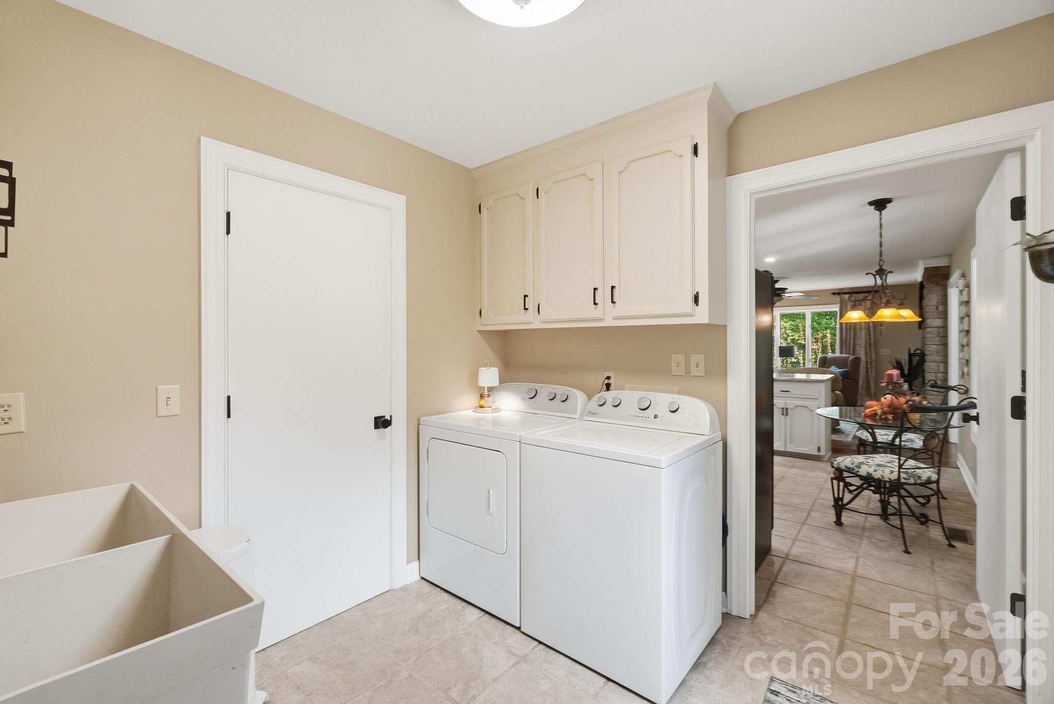 211 Lamplighter Lane — Mount Holly