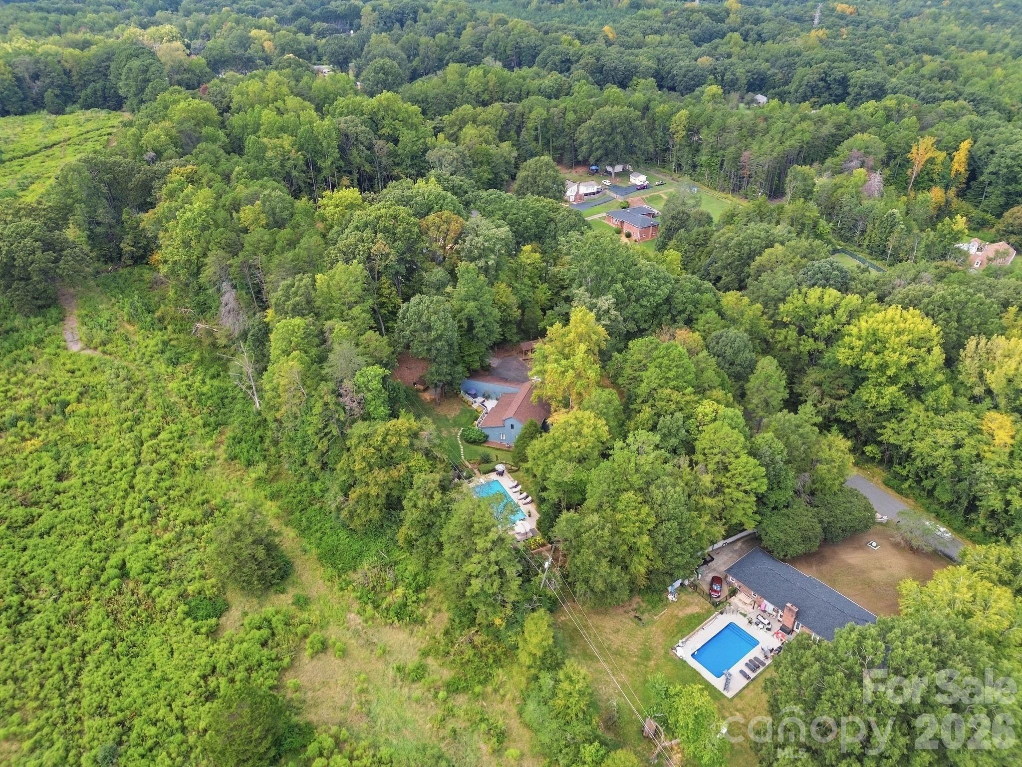 211 Lamplighter Lane — Mount Holly