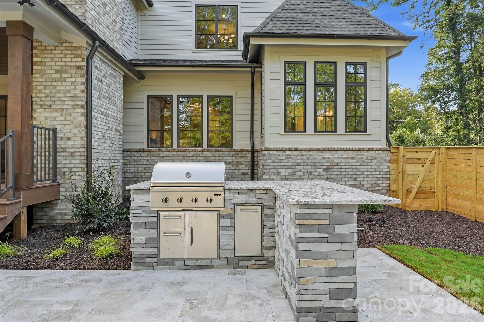 617 Shelton Street — Charlotte
