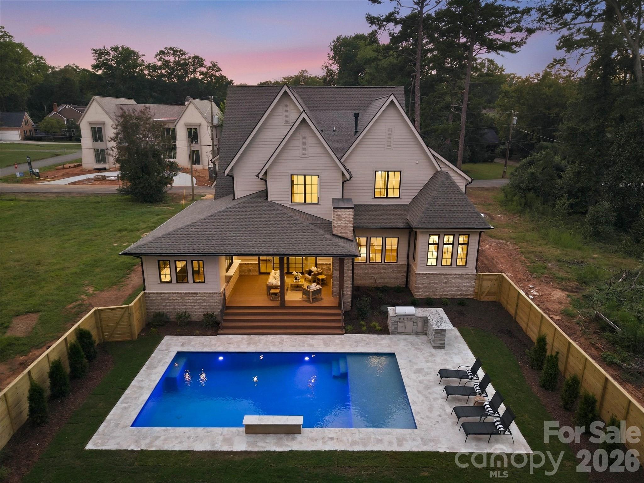 617 Shelton Street — Charlotte