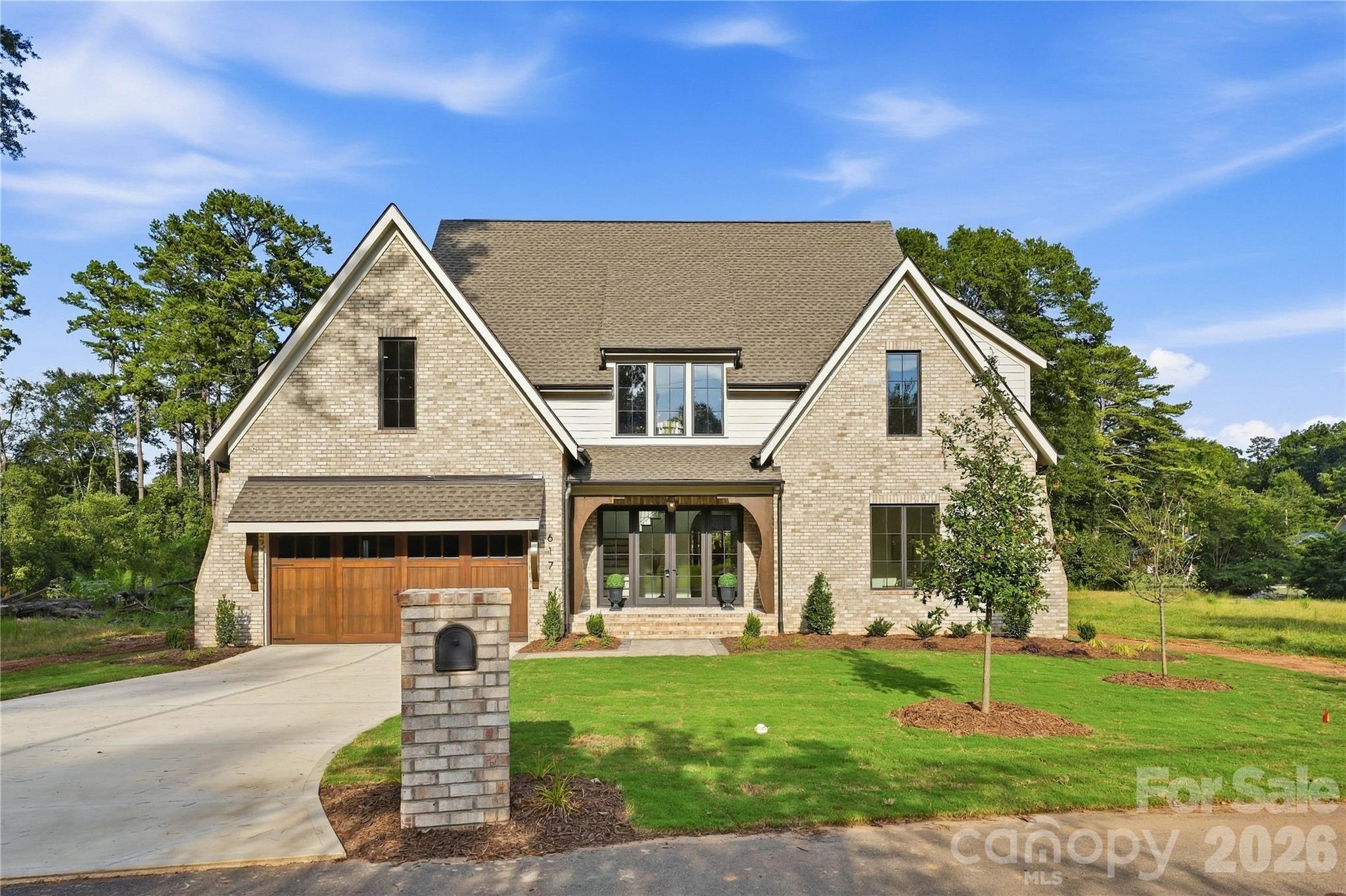 617 Shelton Street — Charlotte