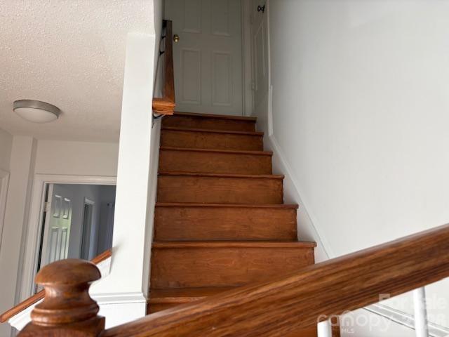 5324 Donnefield Drive — Charlotte