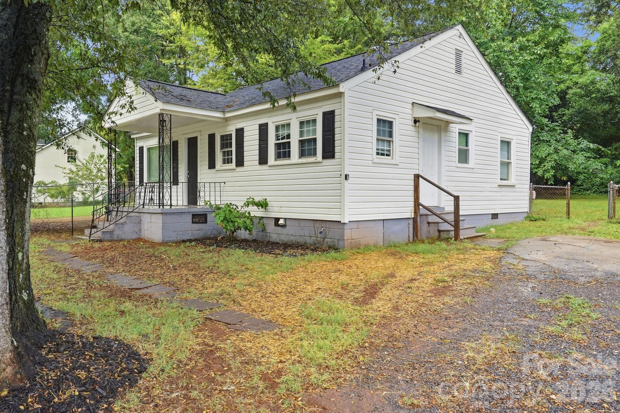 2955 Amay James Avenue — Charlotte