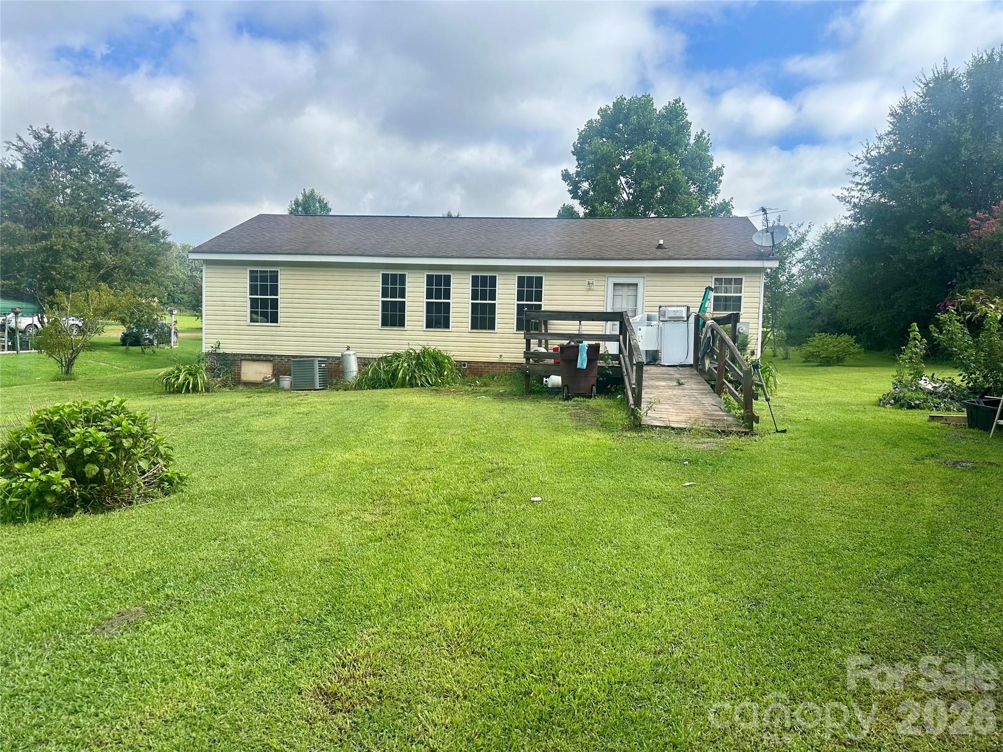 226 Flat Rock Drive — Lincolnton